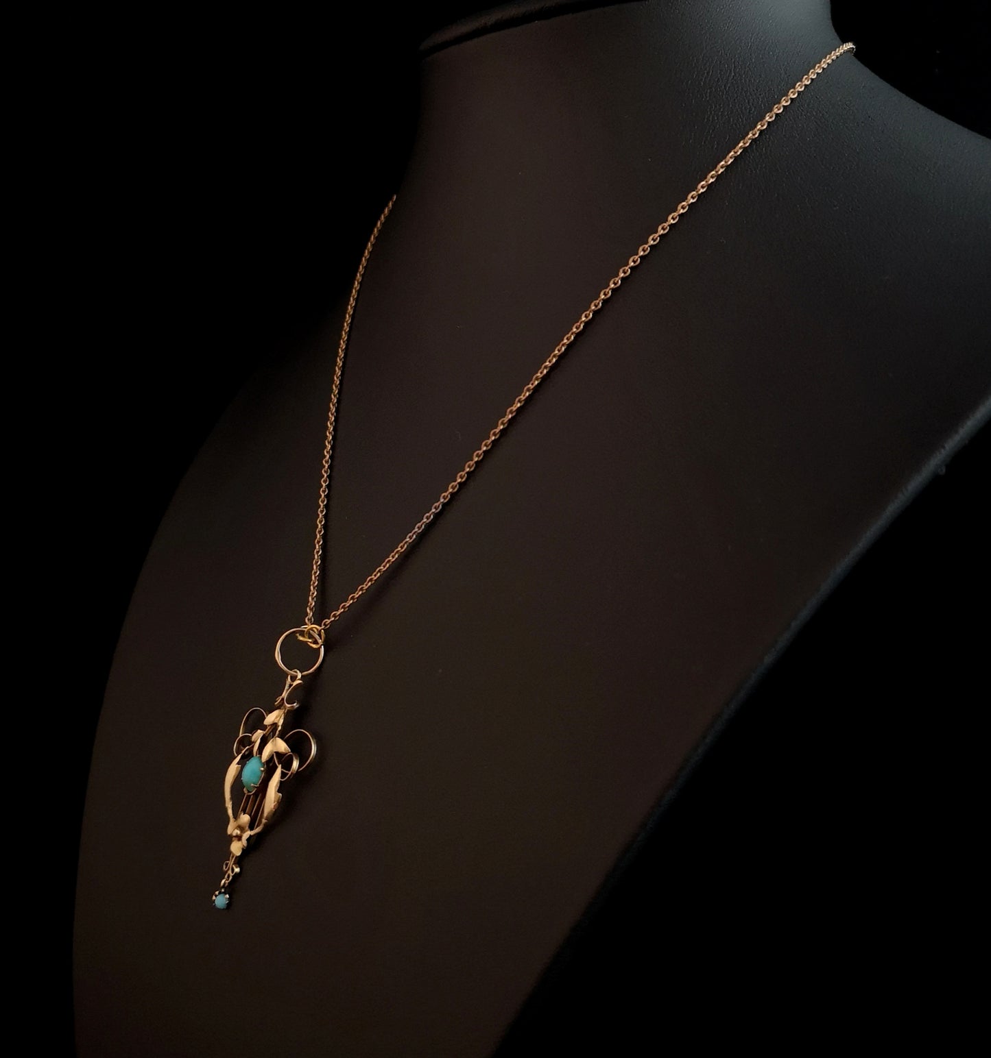 Art Nouveau turquoise lavalier pendant, 9ct gold necklace