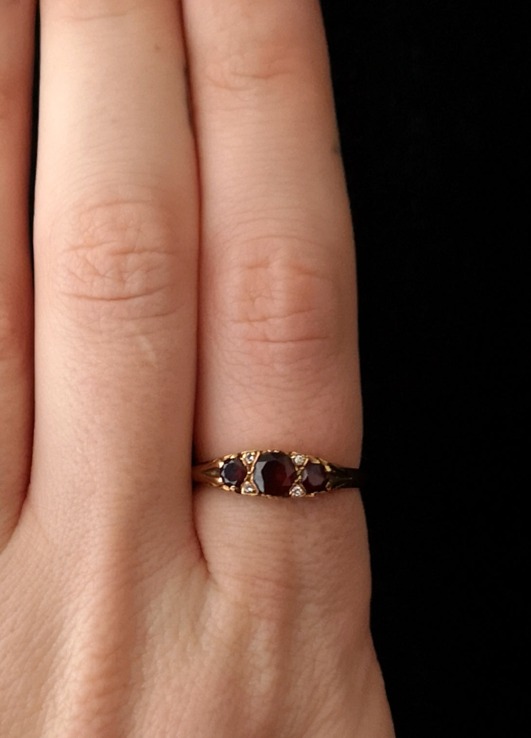 Vintage garnet and diamond ring, 18ct gold