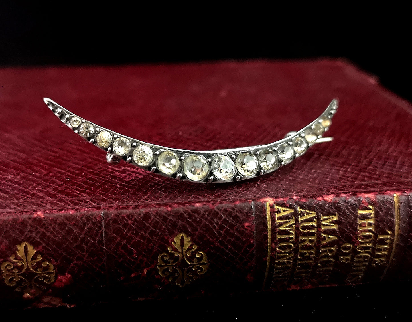 Victorian paste crescent brooch, silver, pendant