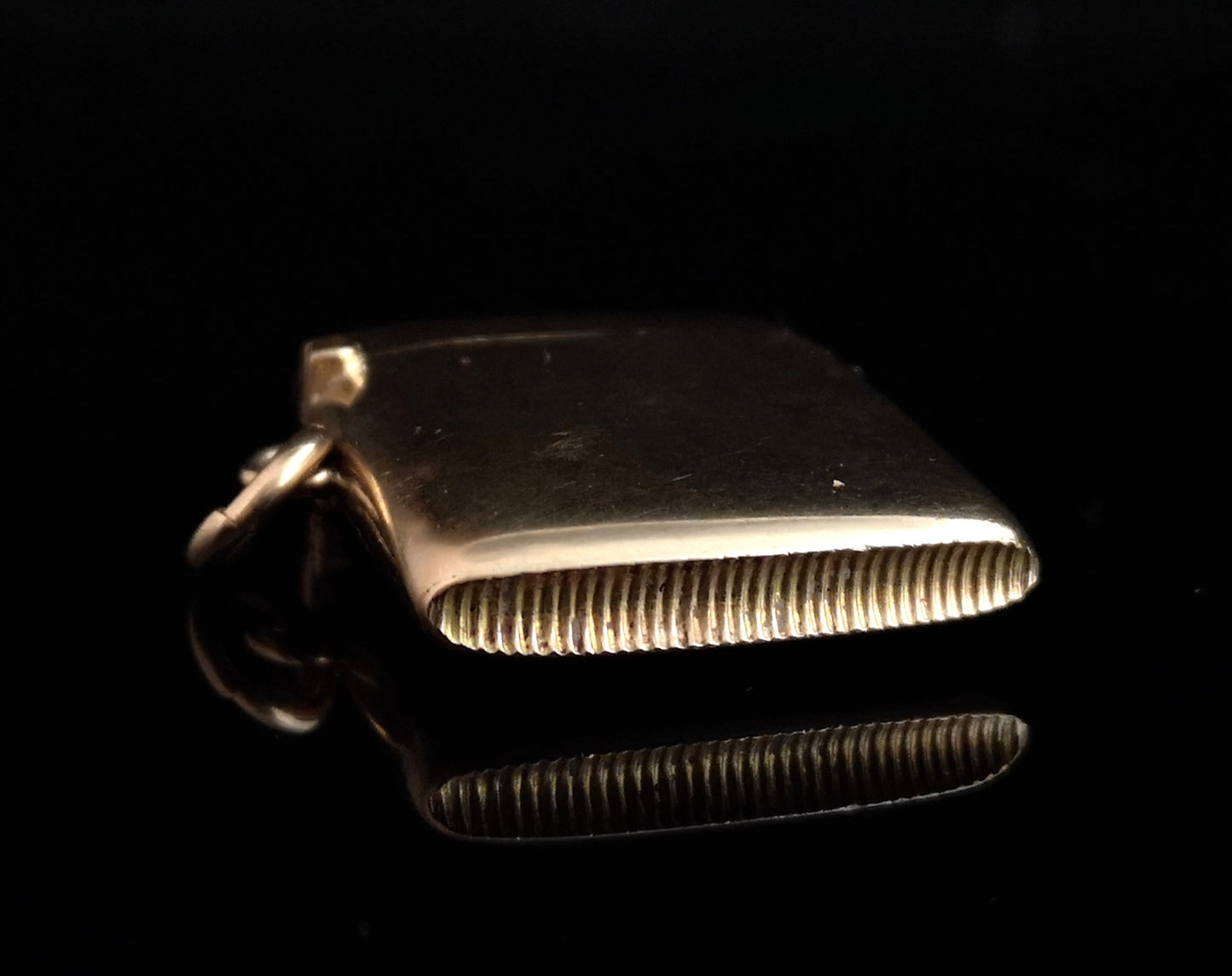 Antique 9ct gold vesta case, match safe