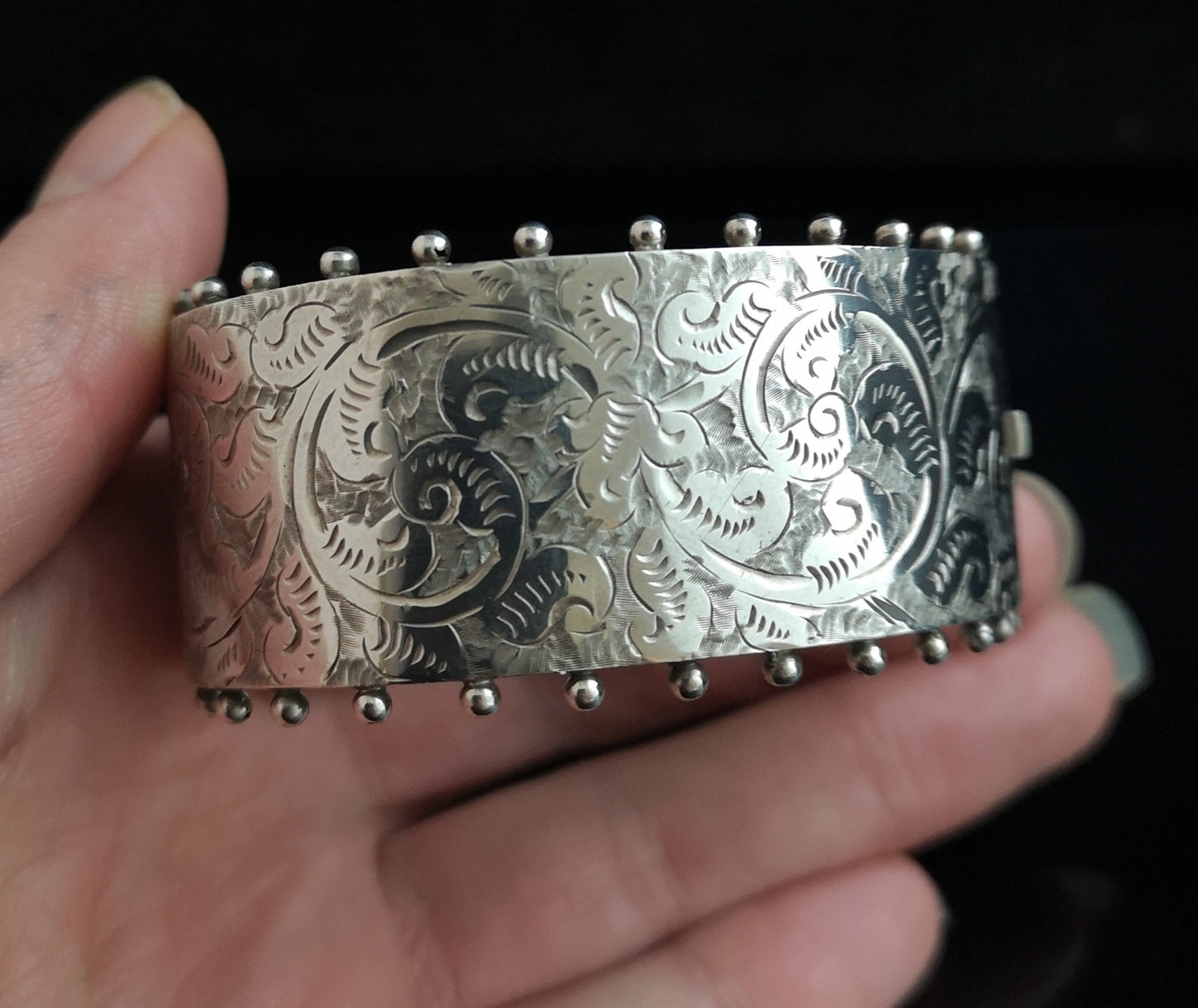 Antique Victorian silver cuff bangle, Aesthetic era