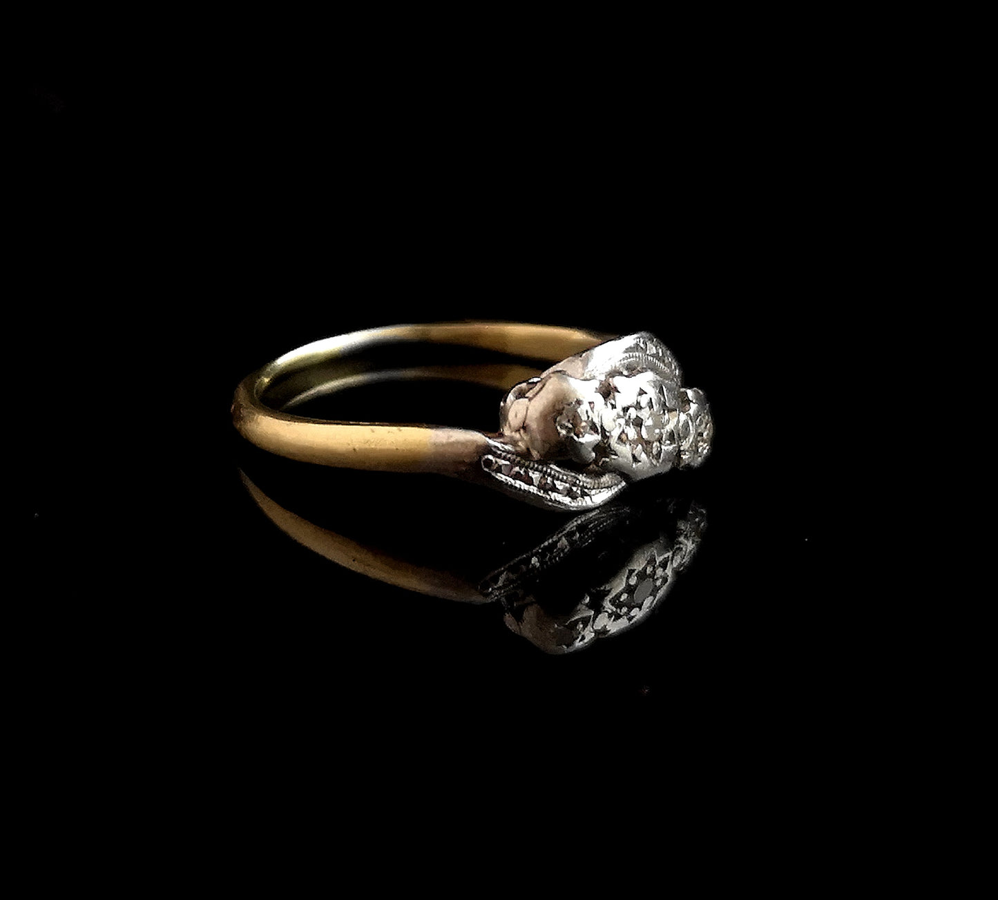 Vintage Art Deco diamond trilogy ring, 18ct gold and platinum