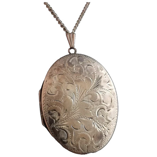 Vintage silver locket and chain, 1970s, necklace