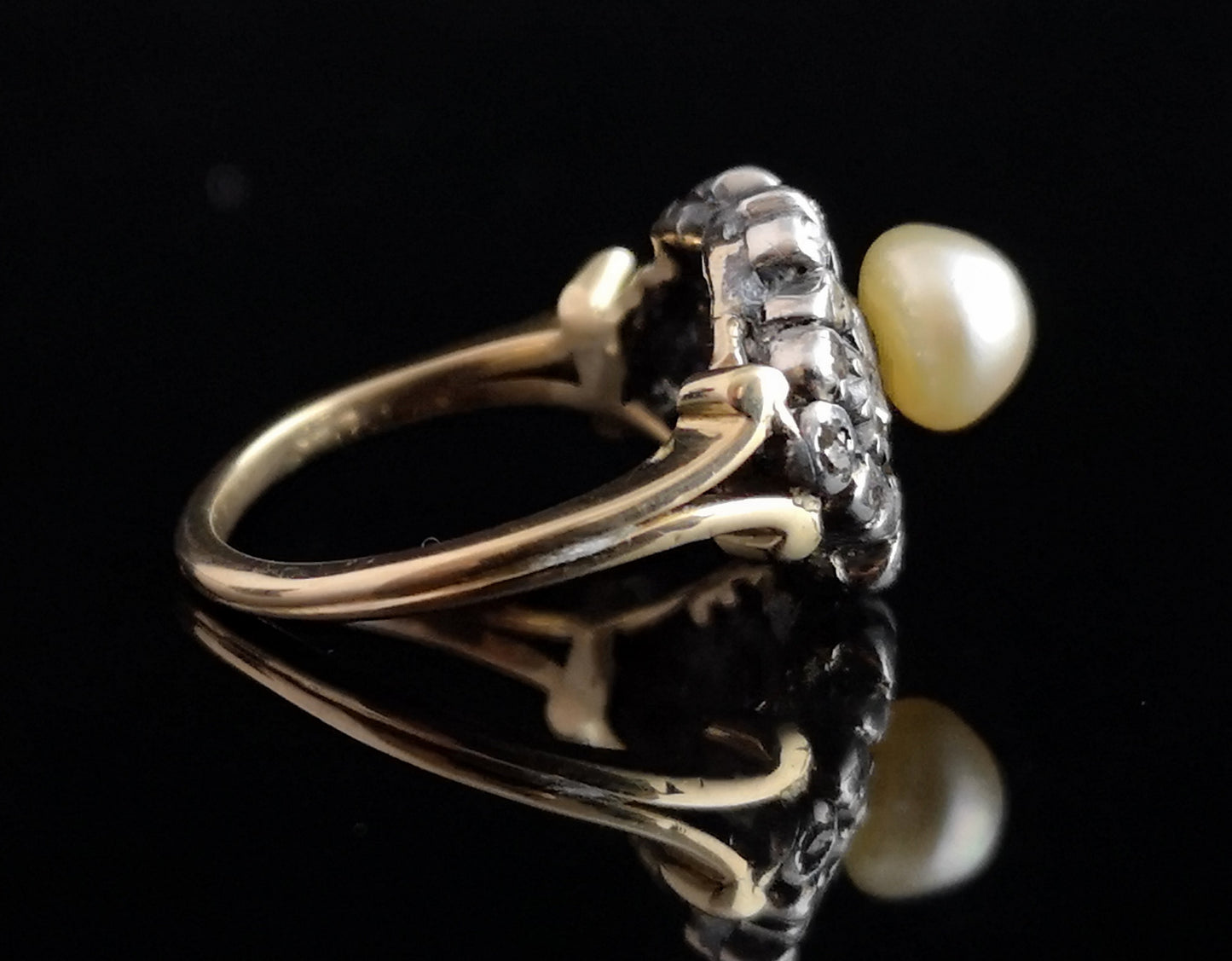 Antique Georgian diamond and pearl ring, 18ct gold