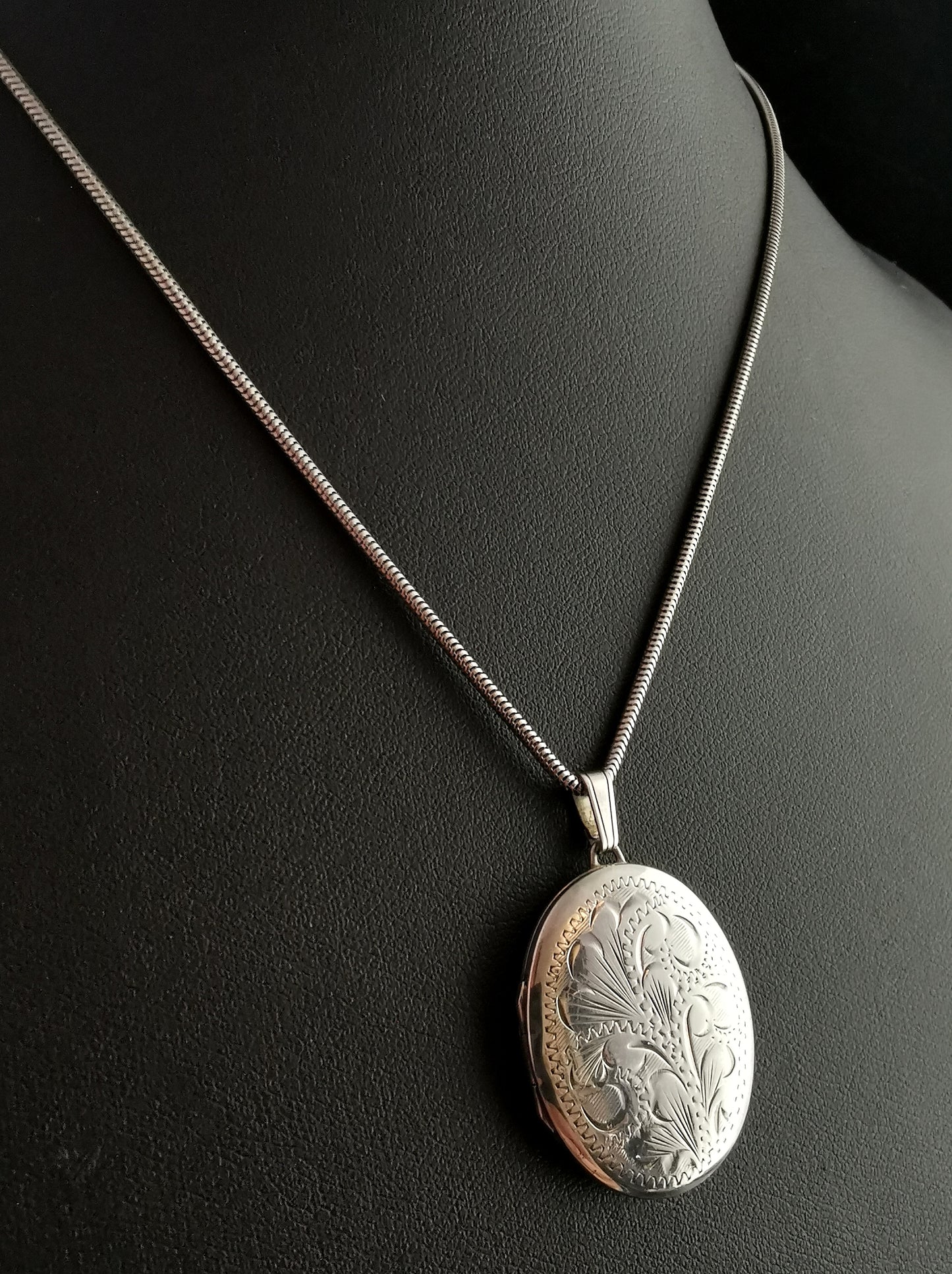 Vintage sterling silver locket necklace, 1970s