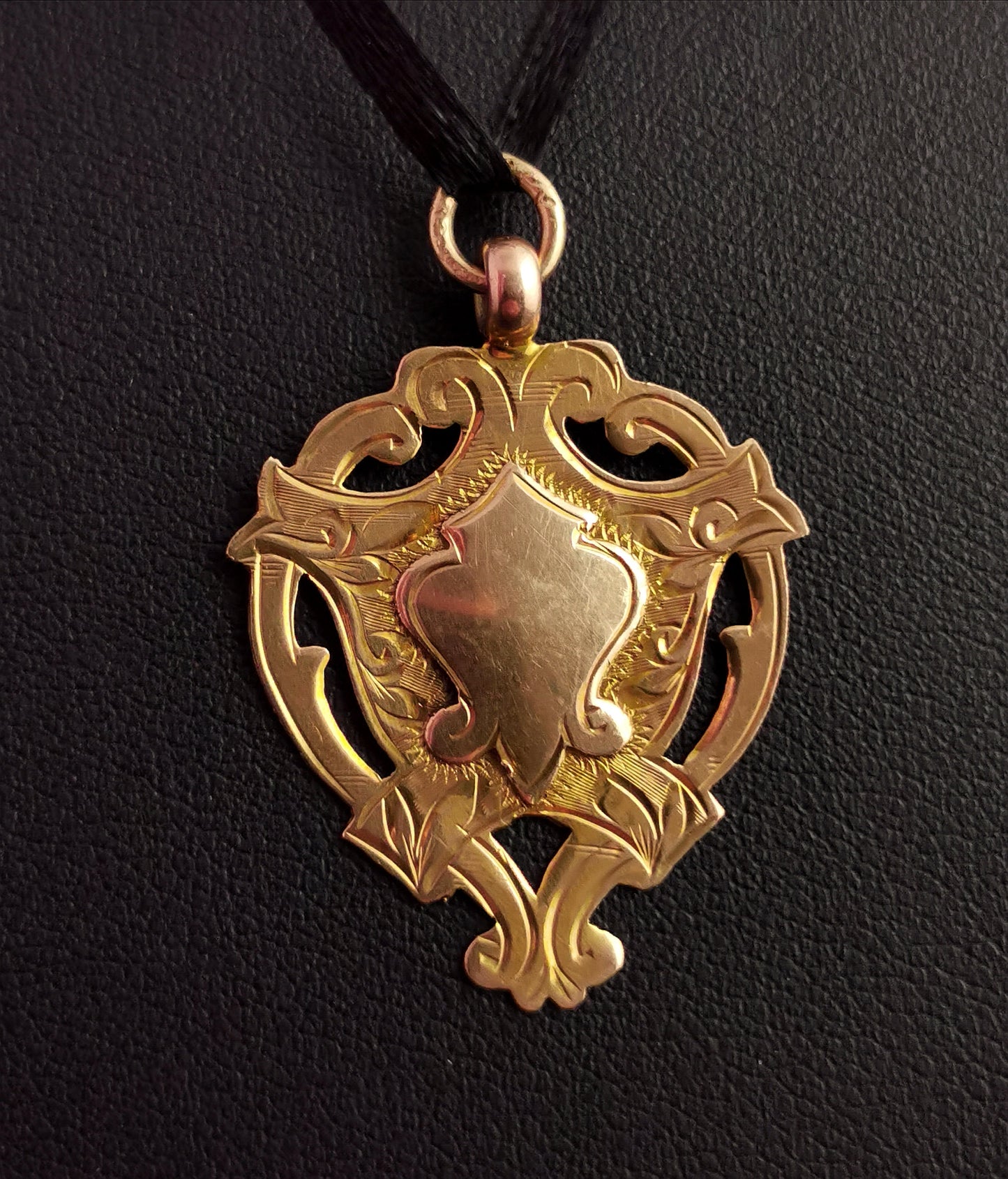 Art Deco 9ct gold shield fob, pendant, watch fob