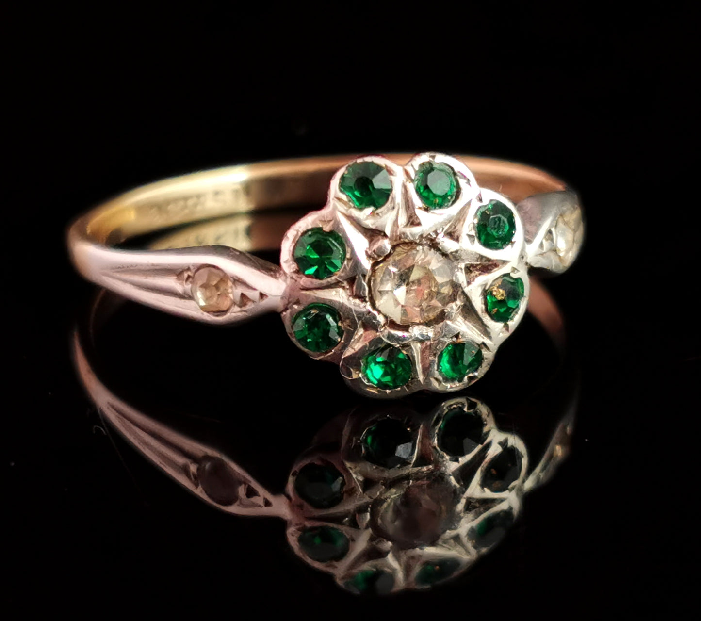 Art Deco flower ring, 9ct gold and silver, Emerald paste