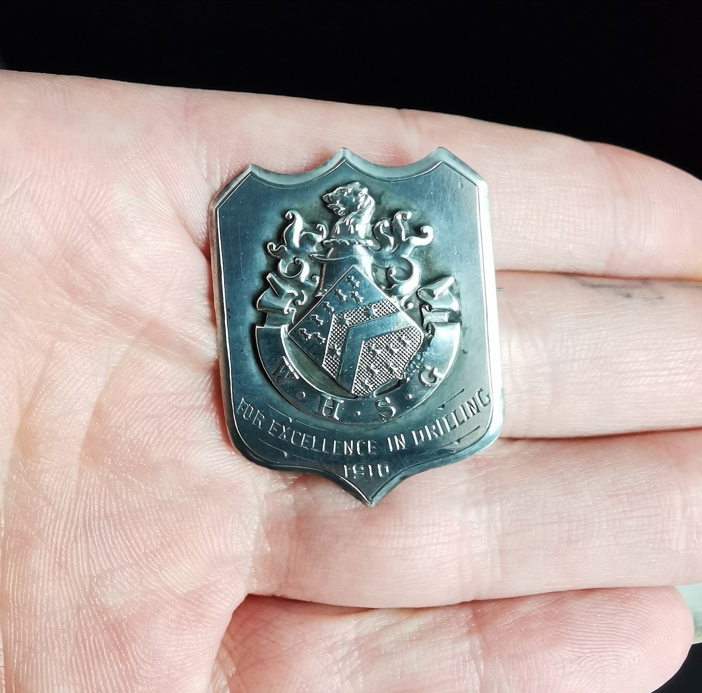 Antique silver pin, Heraldic lion, Edwardian