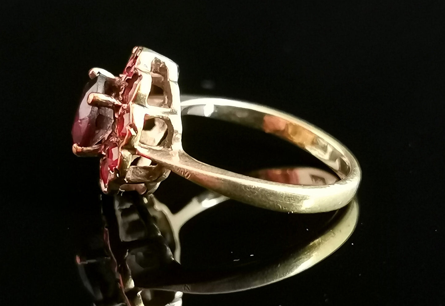 Vintage Garnet cluster ring, 9ct gold