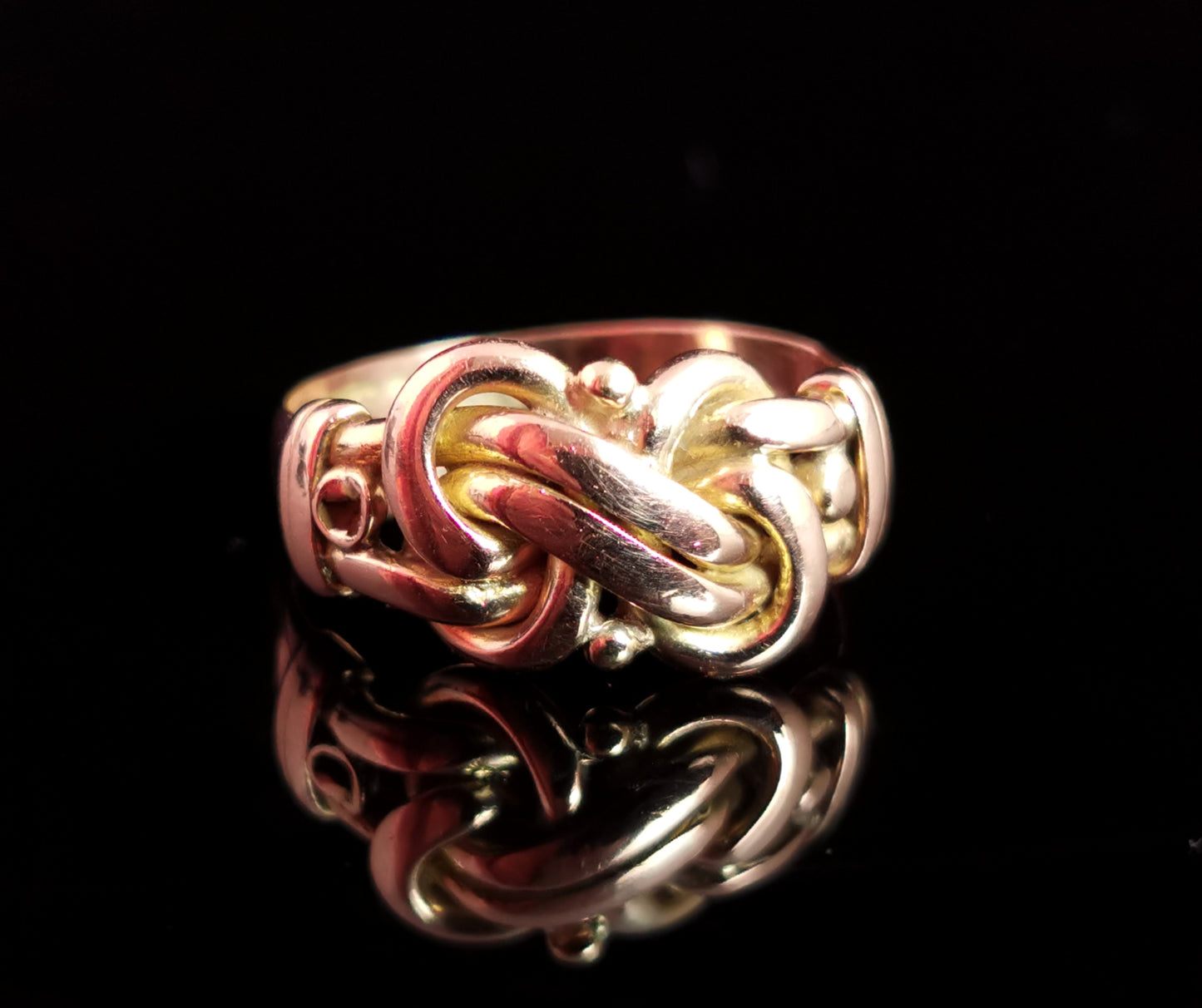 Antique Victorian lovers knot ring, 9ct gold