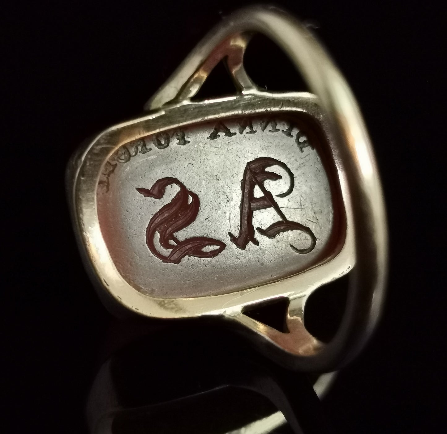 Antique Scottish Carnelian seal ring, 9ct gold, signet ring