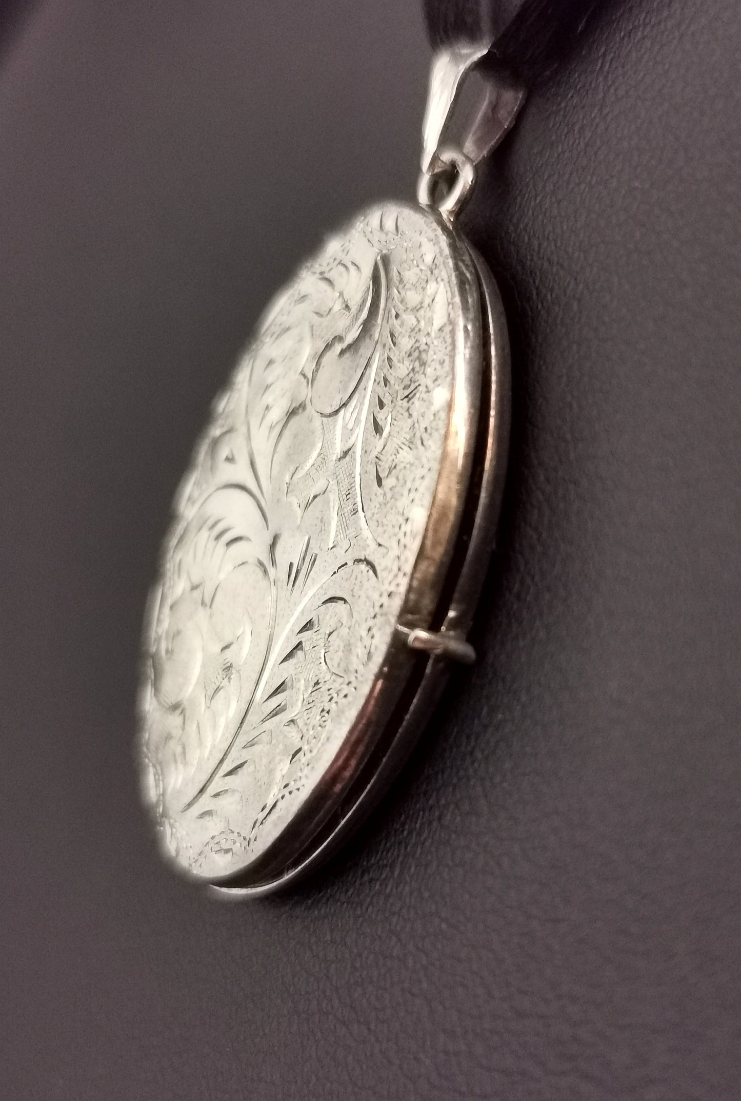 Vintage sterling silver locket pendant, engraved