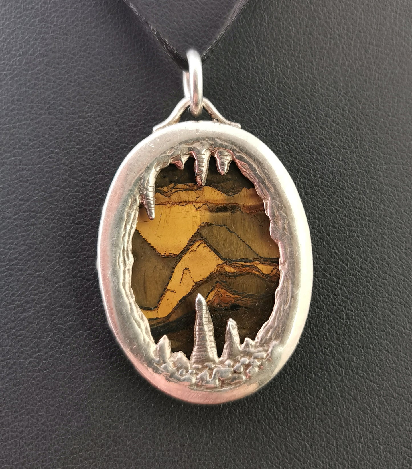 Vintage silver cavern pendant, Tigers eye