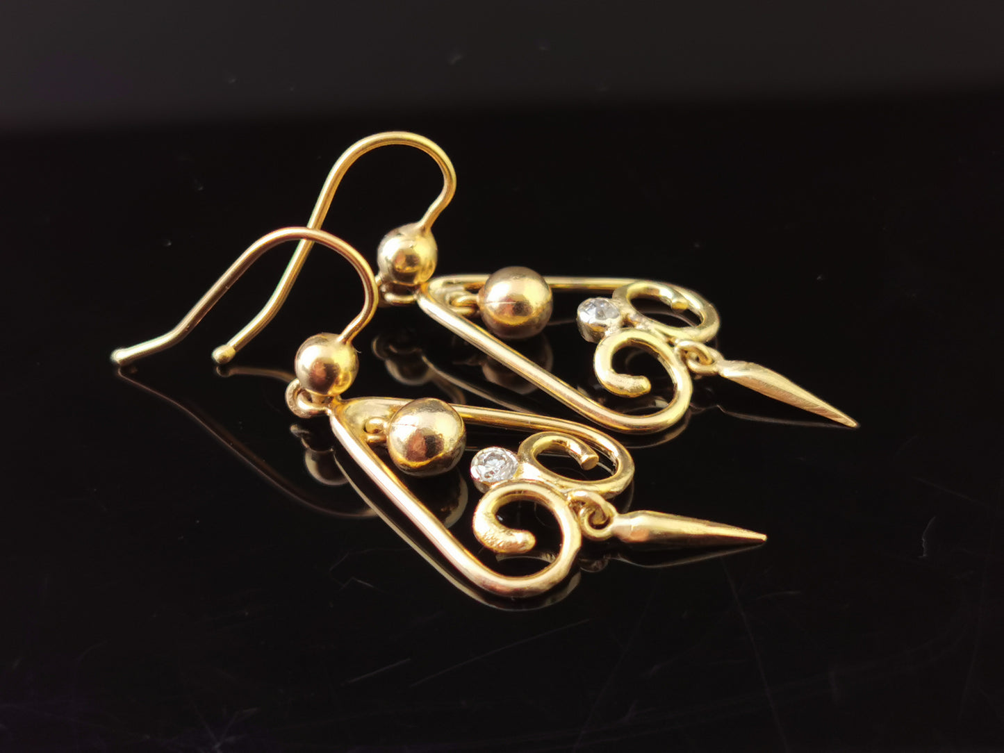 Antique Victorian diamond drop earrings, 15ct gold