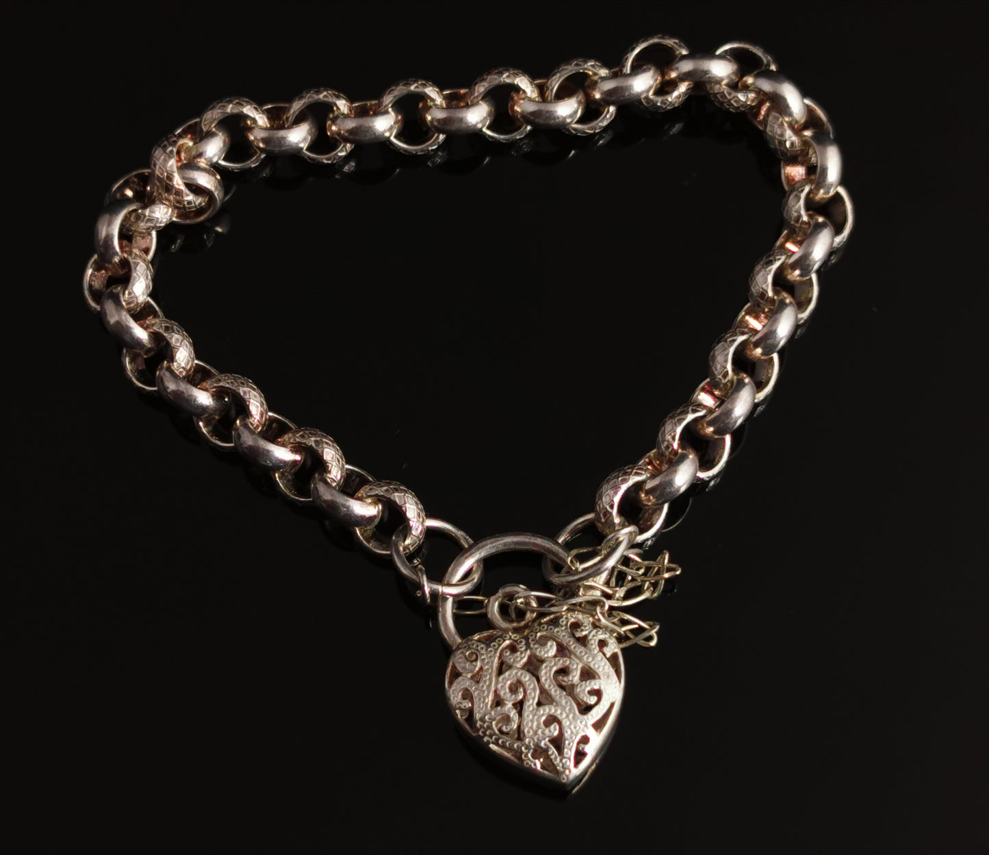 Vintage sterling silver rolo link bracelet, heart padlock