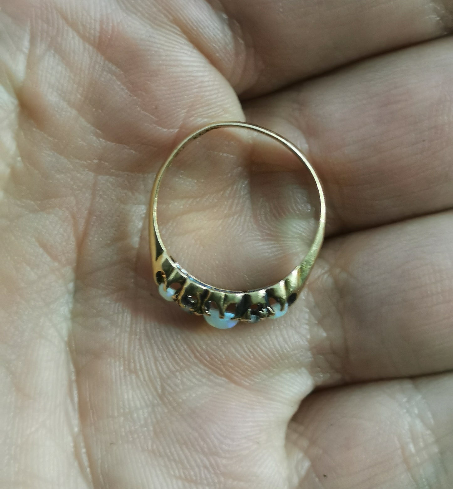 Antique Opal and Rose cut diamond ring, 18ct gold, Victorian