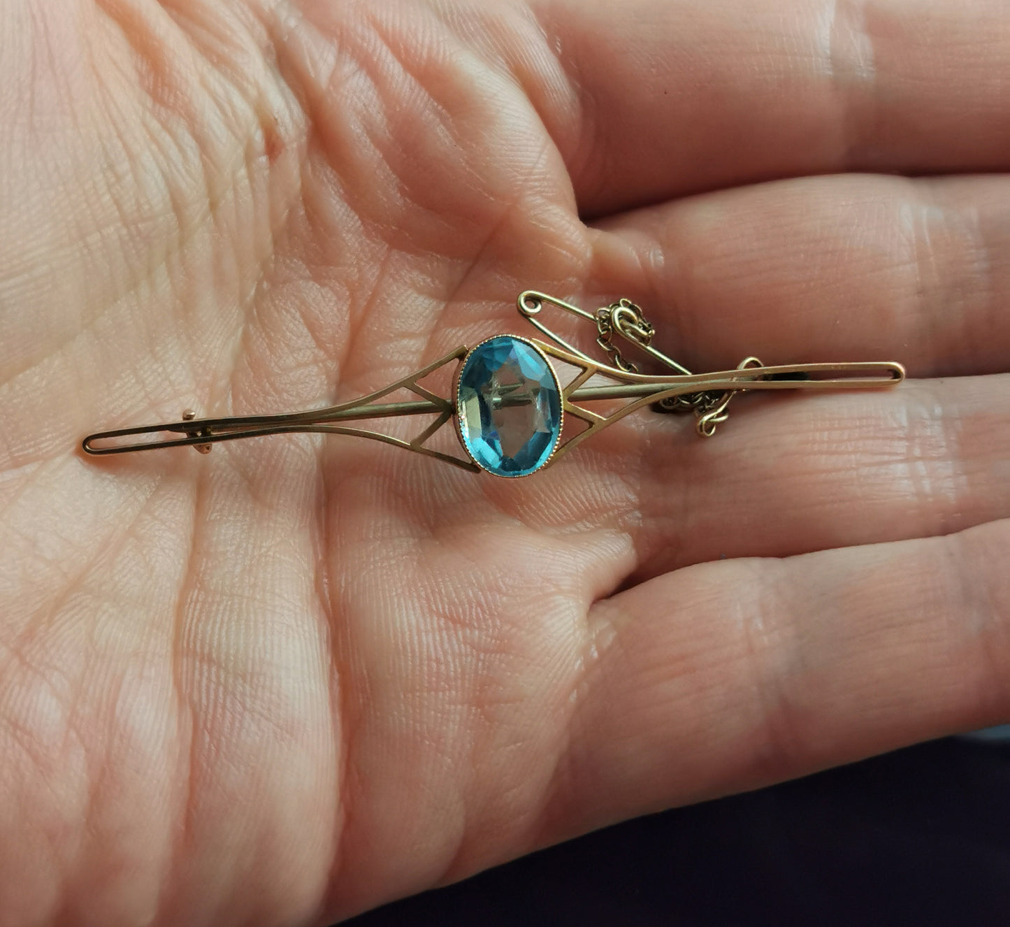 Antique Art Nouveau Blue Zircon brooch, 9ct Rose gold