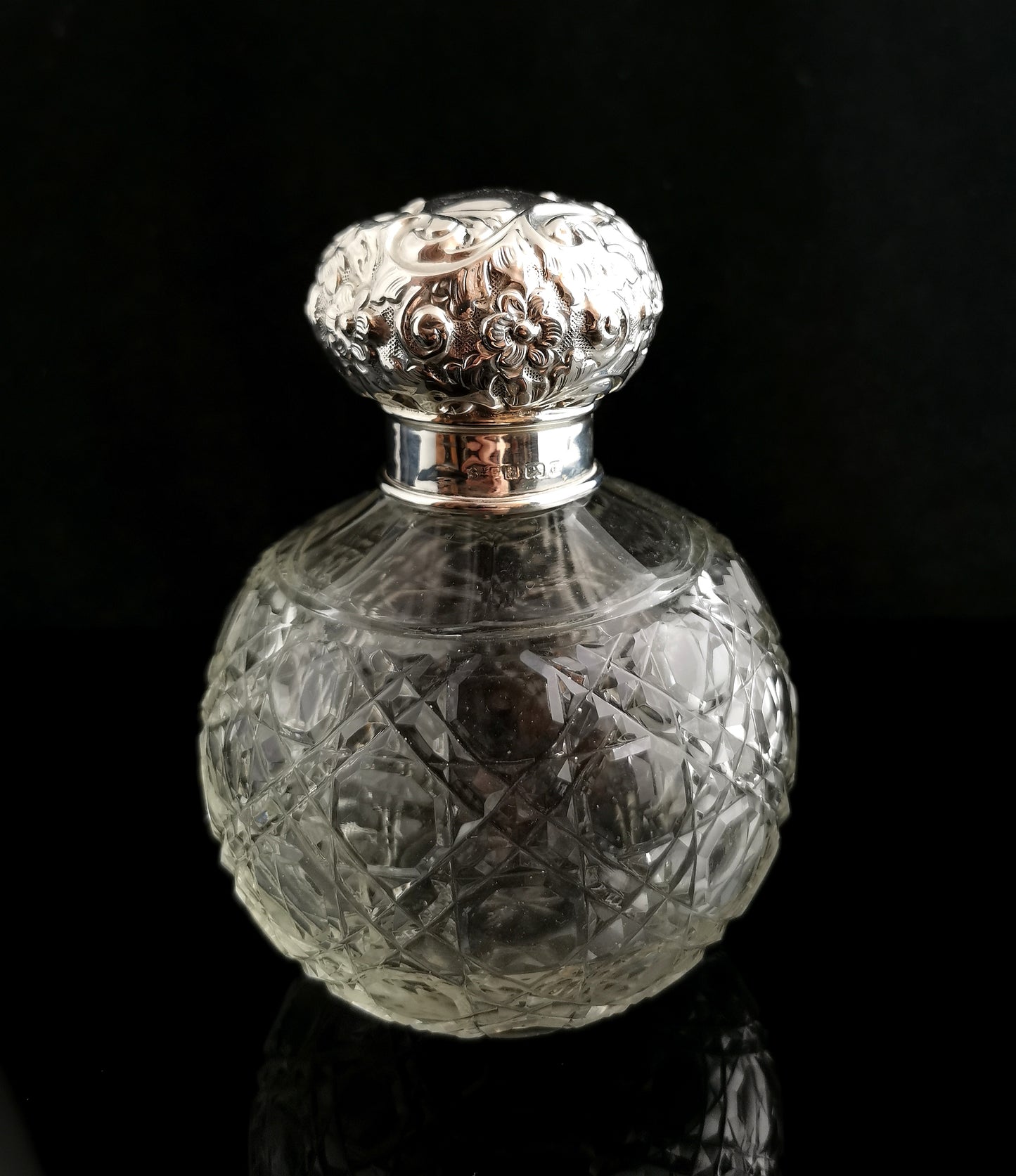 Antique cut glass scent bottle, large, Sterling silver