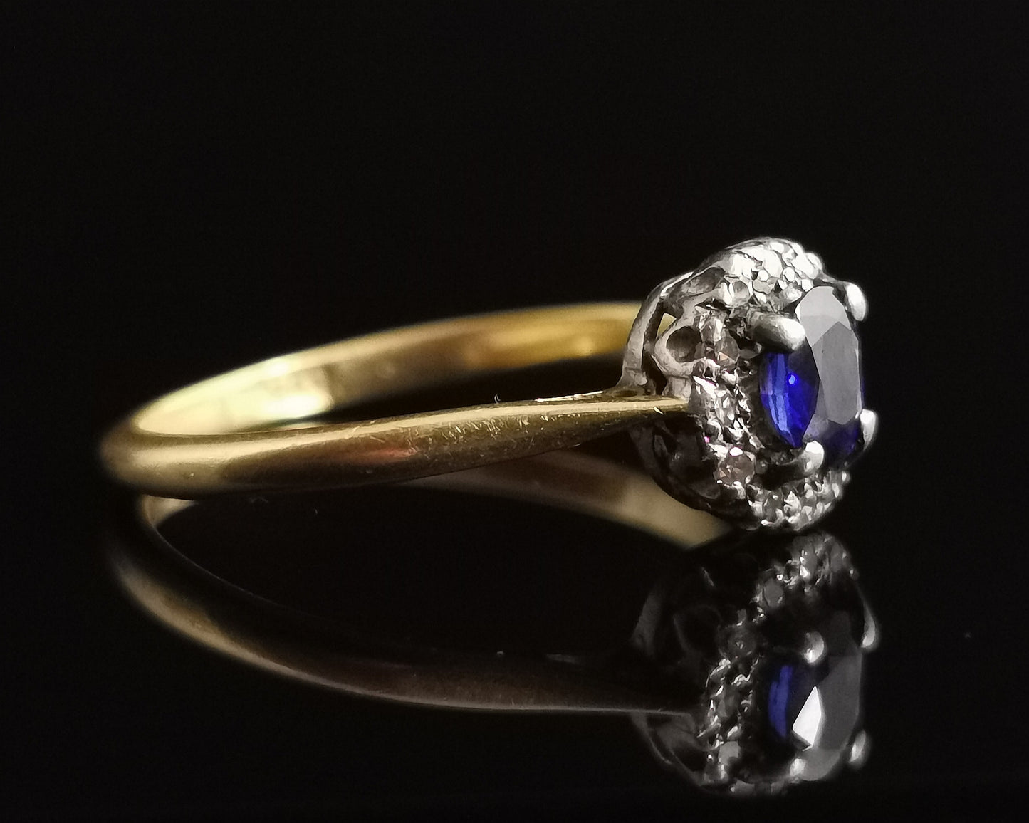 Antique Sapphire and diamond cluster ring, 18ct gold