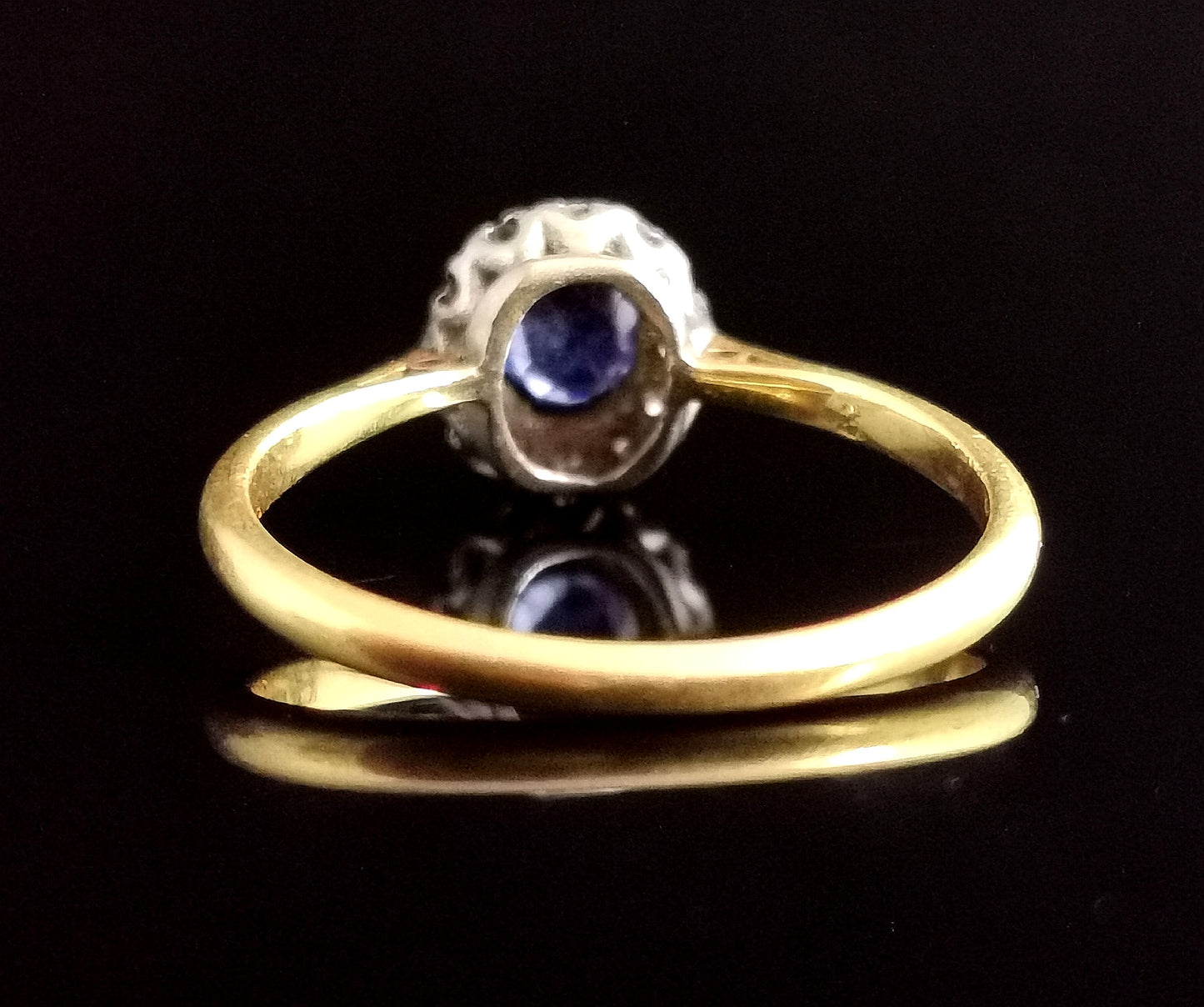 Antique Sapphire and diamond cluster ring, 18ct gold