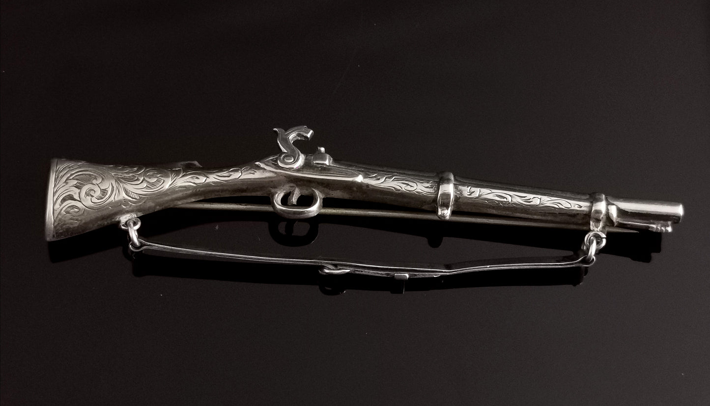 Antique Victorian Silver Scottish musket brooch