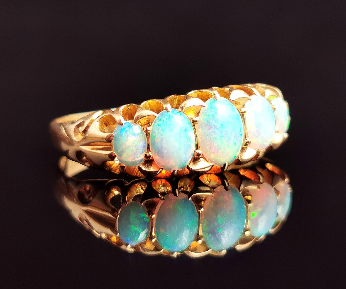 Antique Opal five stone ring, 18ct yellow gold
