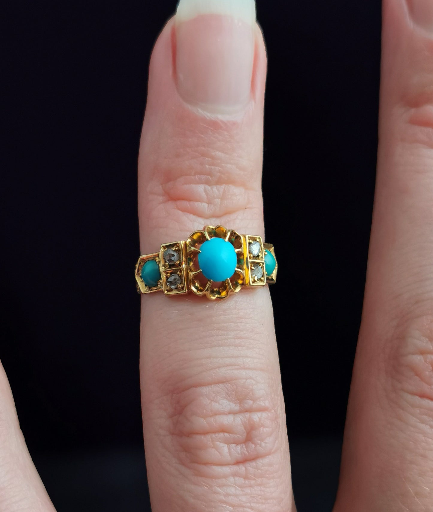 Antique Turquoise and diamond ring, 18ct gold