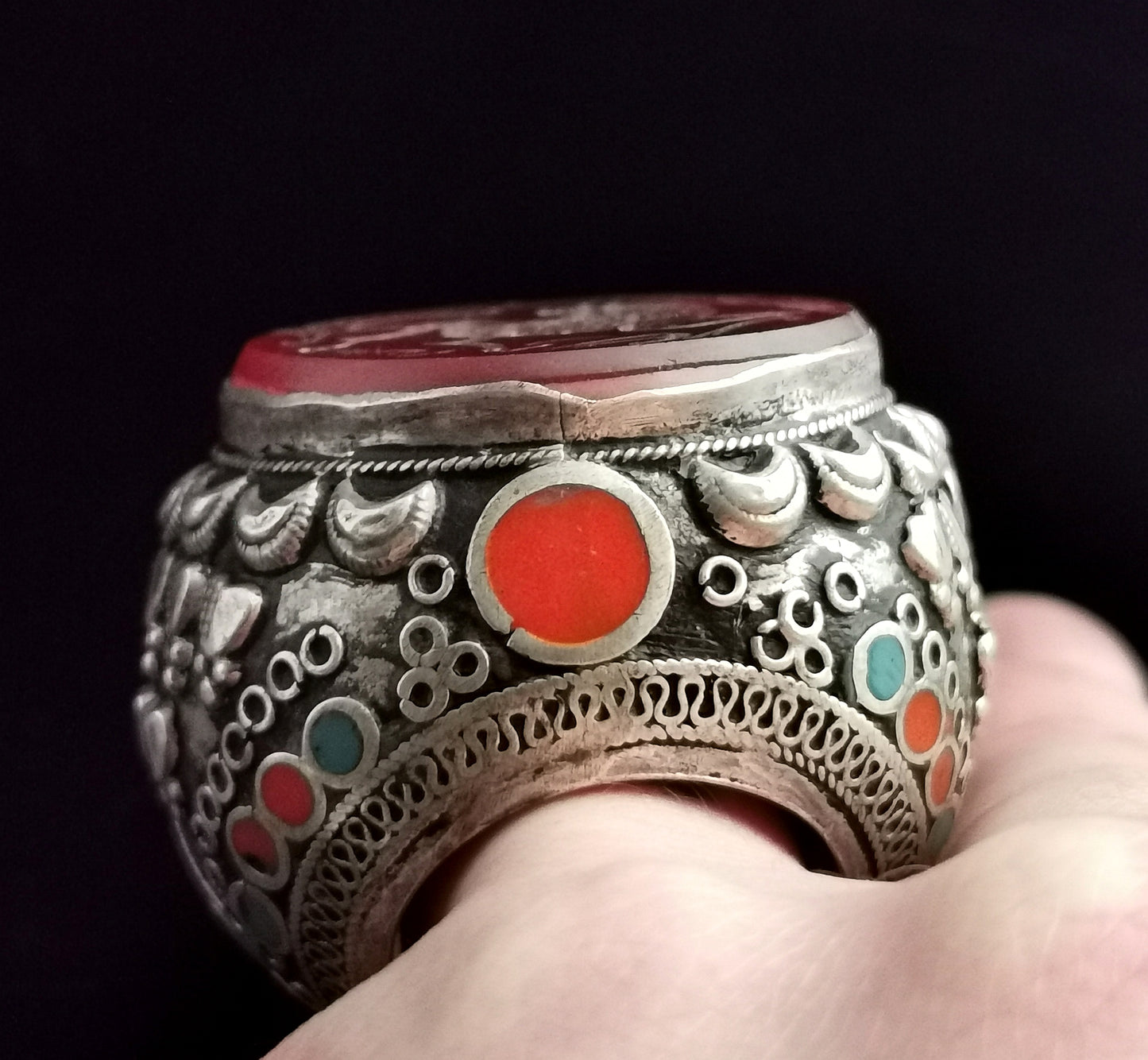 Antique Carnelian intaglio ring, Middle Eastern, silver