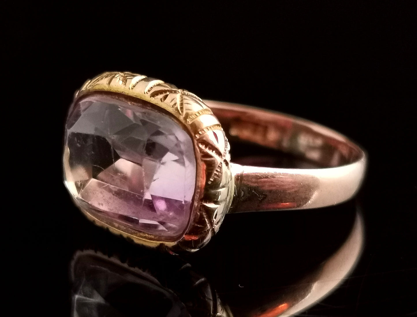 Antique Amethyst seal ring, 9ct gold