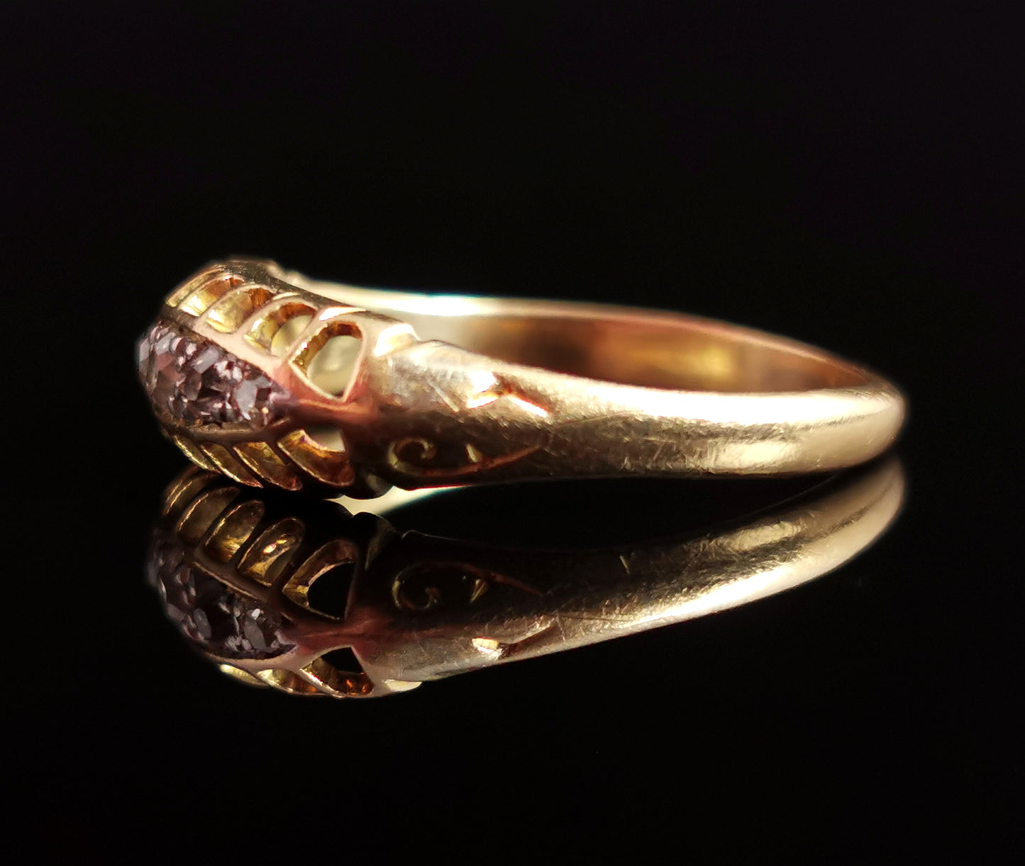 Antique Diamond five stone ring, 18ct gold, Edwardian
