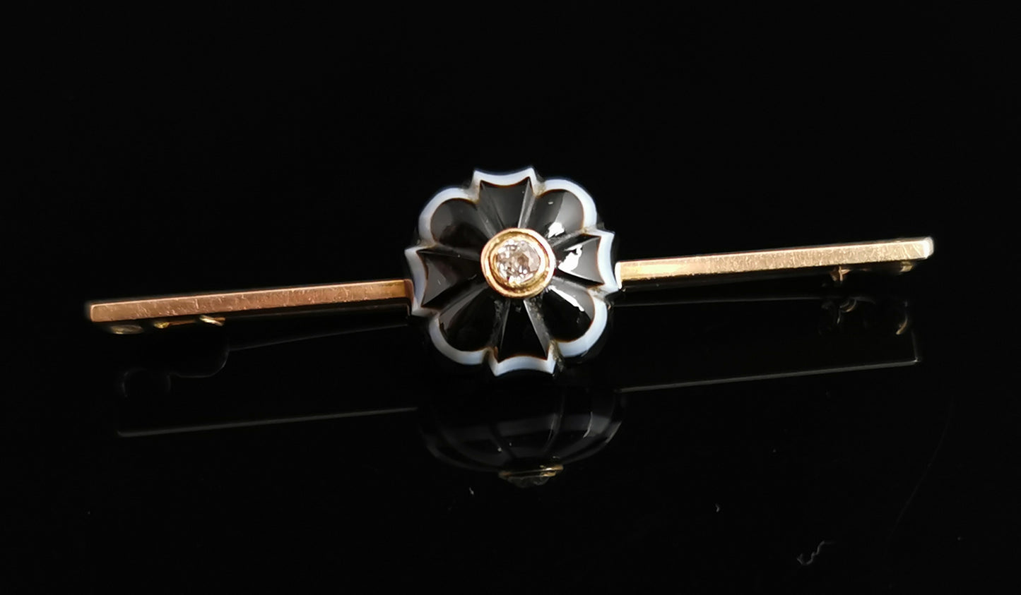 Victorian diamond mourning brooch, Banded agate, Forget me not flower, 9ct