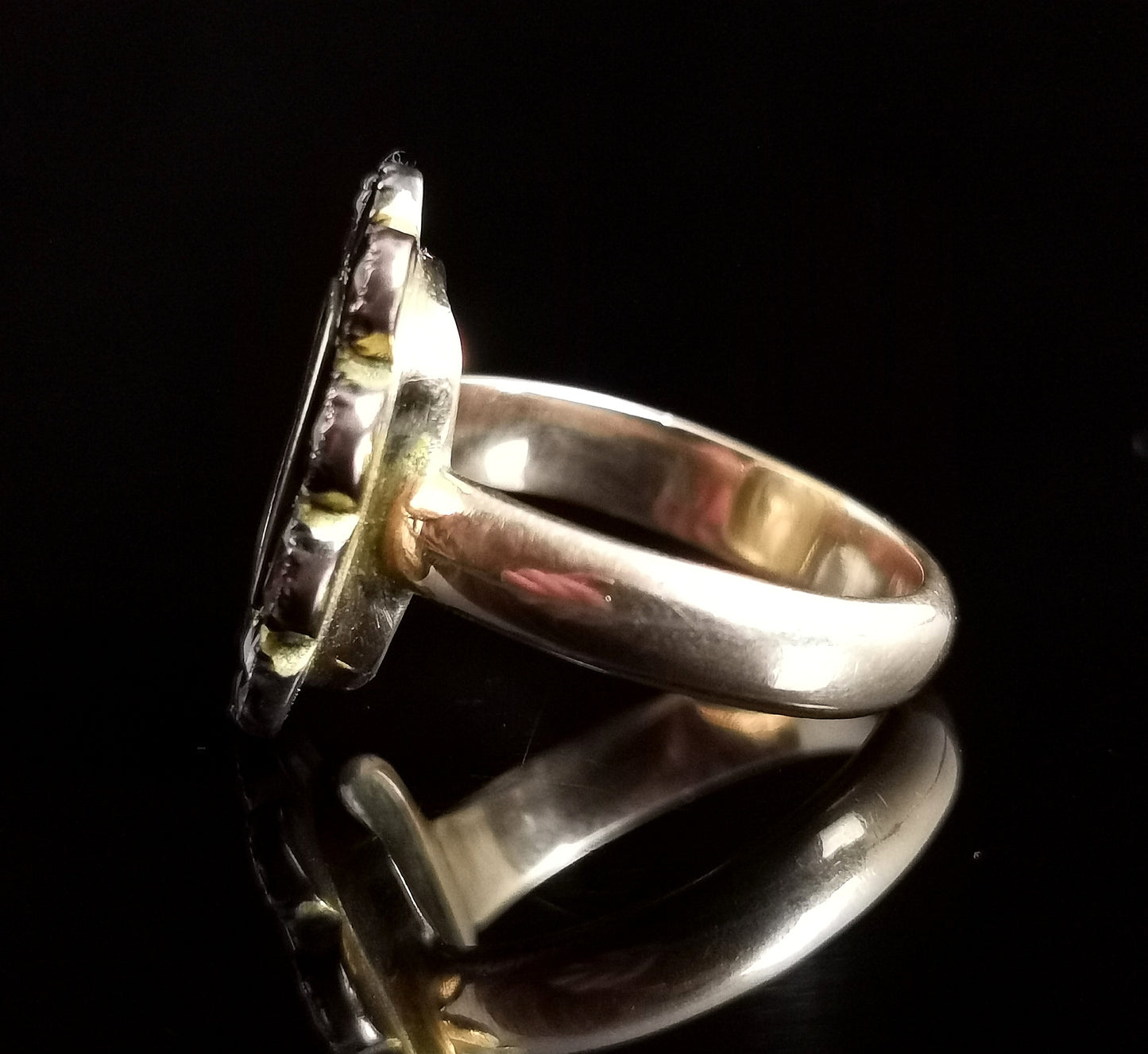 Antique Georgian flat cut garnet mourning ring, 9ct gold