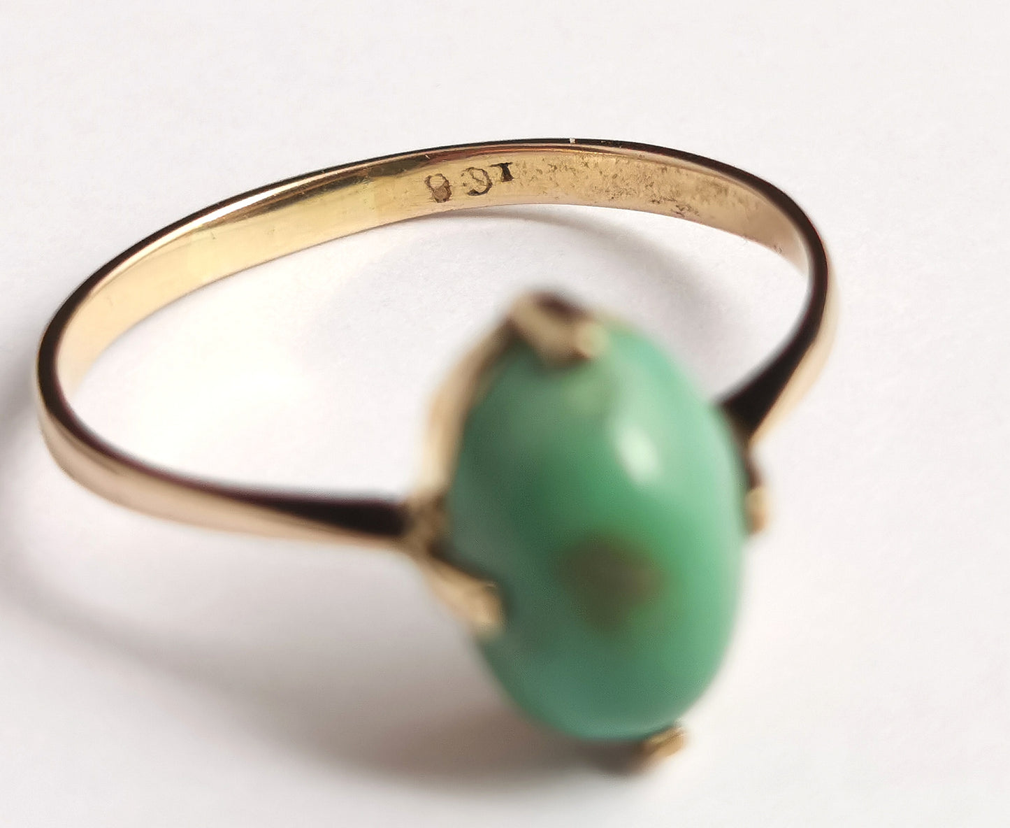 Vintage Art Deco Turquoise solitaire ring, 9ct gold
