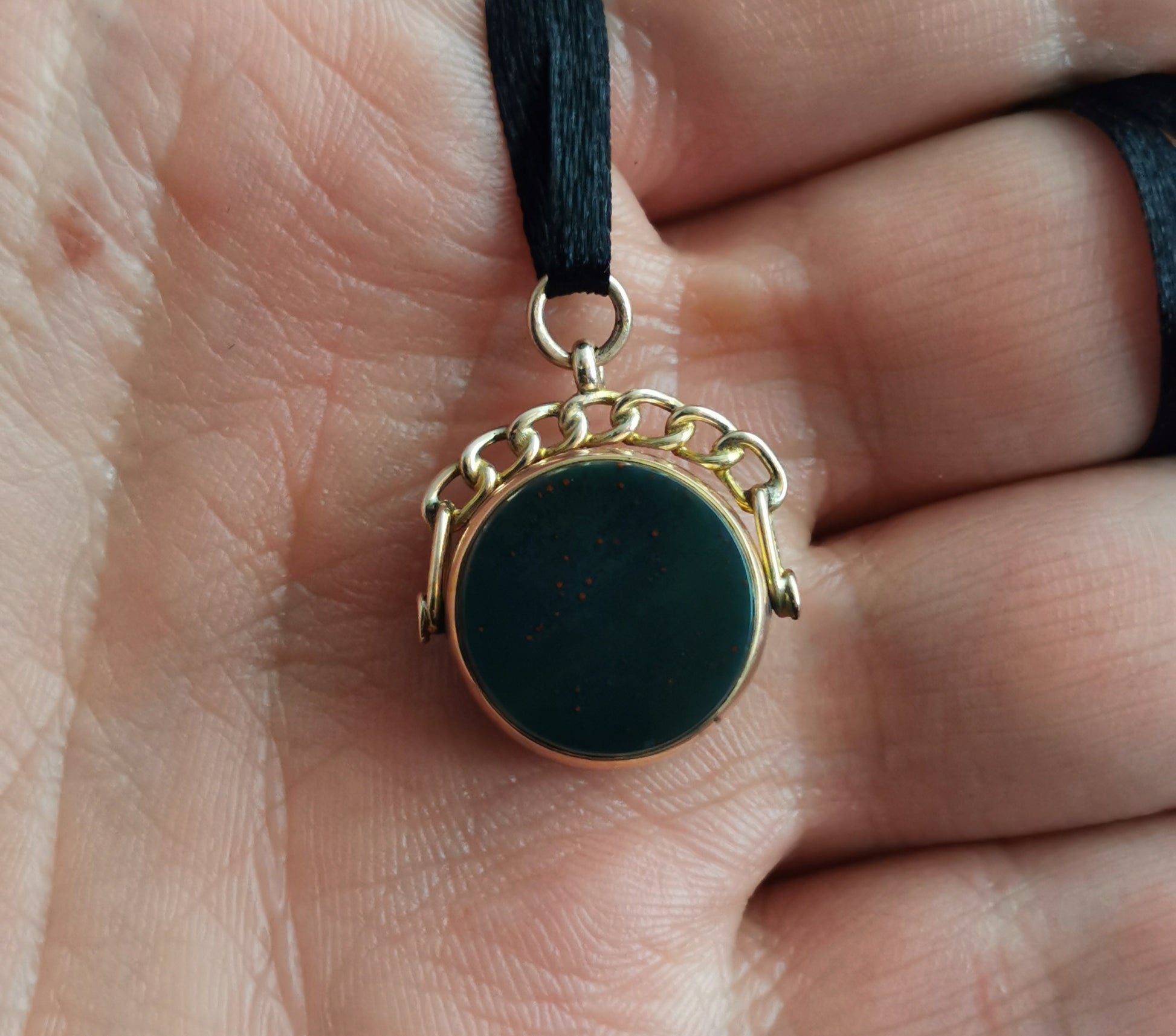 Antique 9ct gold Swivel fob, Spinning fob, Bloodstone and