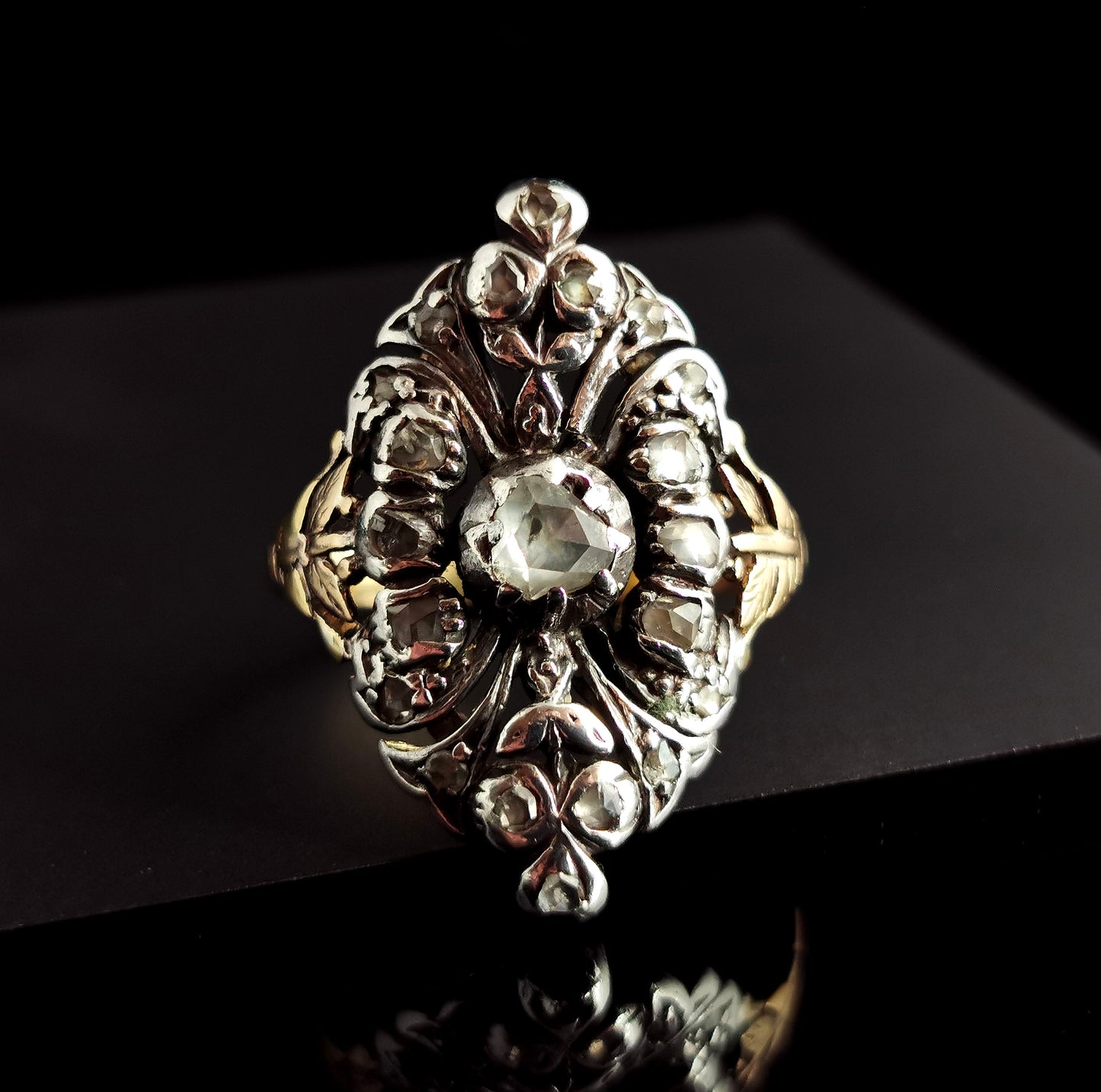 Antique Georgian Rose cut diamond Giardinetti ring, 22ct gold and silver