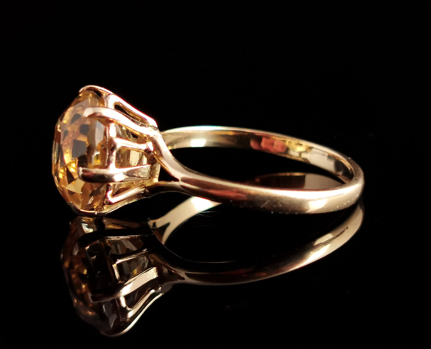 Vintage Citrine cocktail ring, 9ct yellow gold