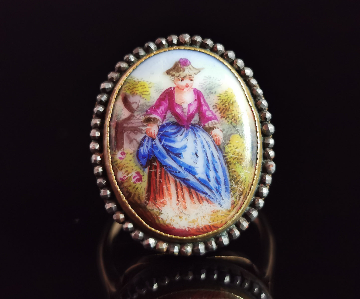 Antique enamelled portrait ring, 9ct gold, Cut steel, Mother of pearl