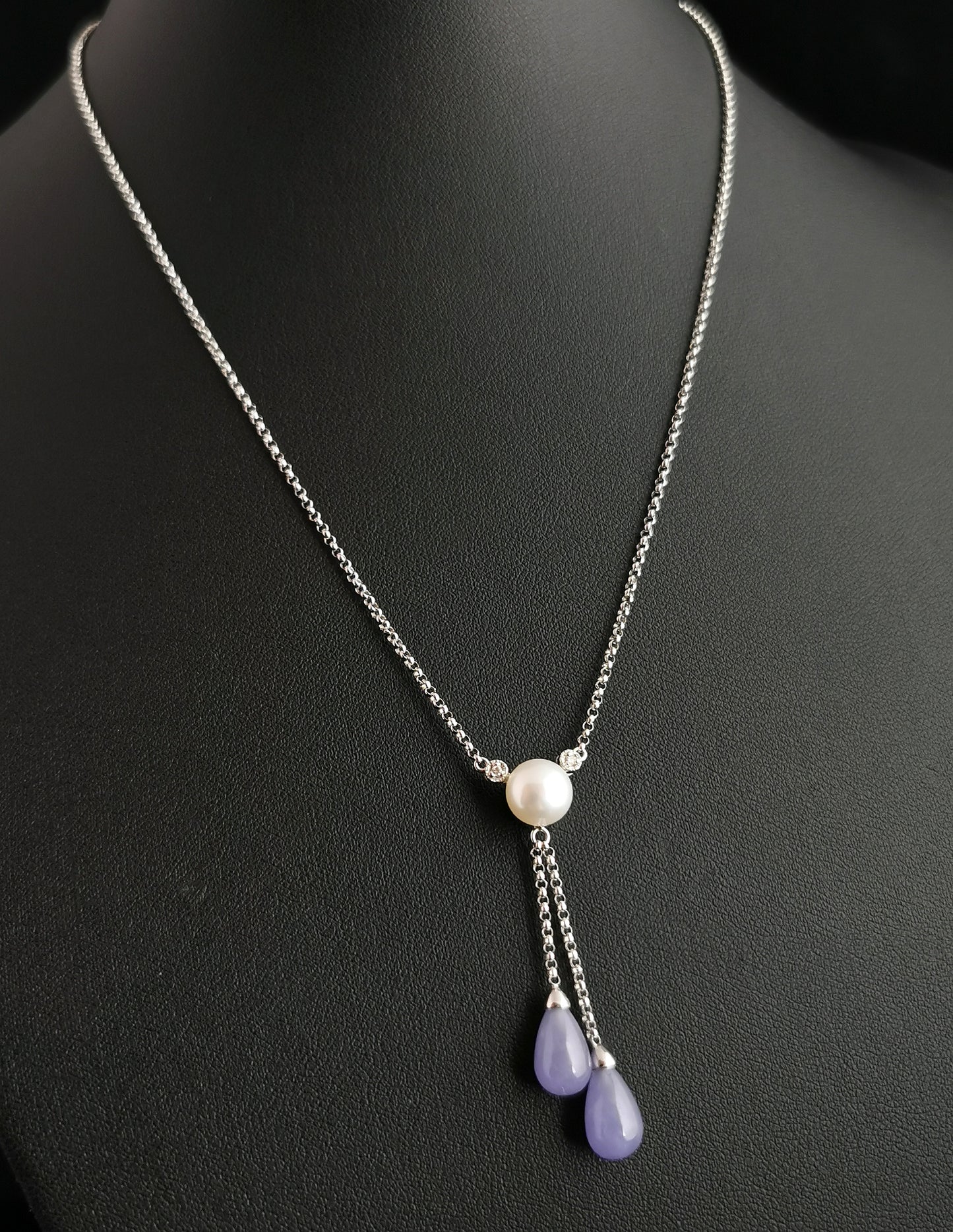 Vintage Art Deco style lariat necklace, Diamond, Pearl and Lavender Jade, 14ct white gold