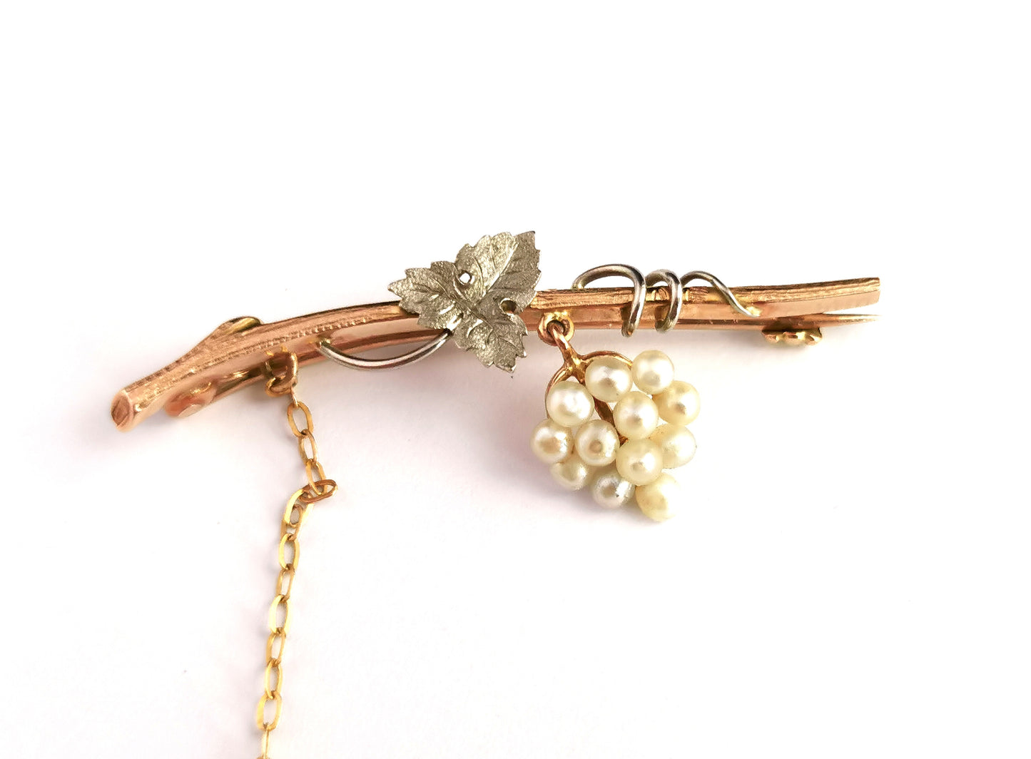 Antique pearl Grapes tremblant brooch, 15ct gold and silver
