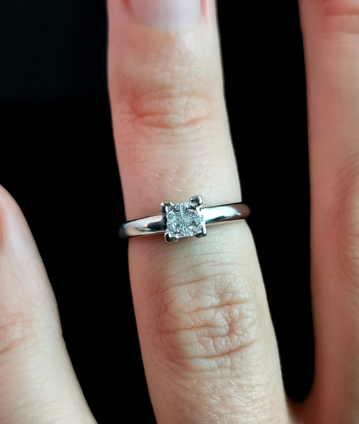 Vintage Diamond engagement ring, four stone, Platinum