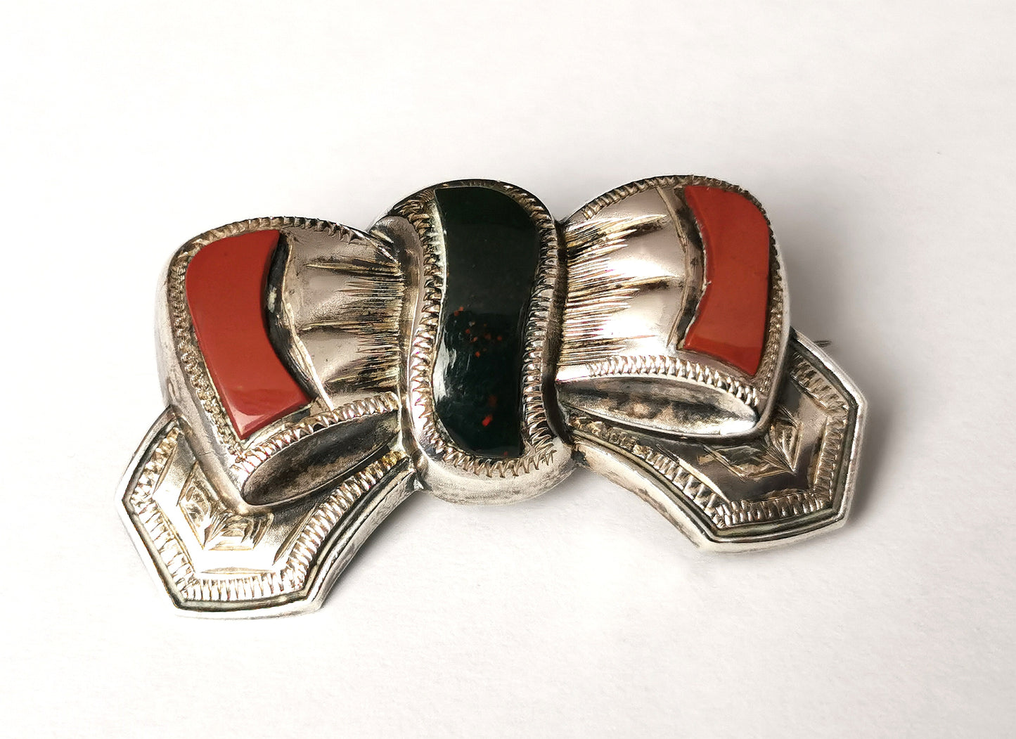 Antique Victorian Agate and Silver bow brooch