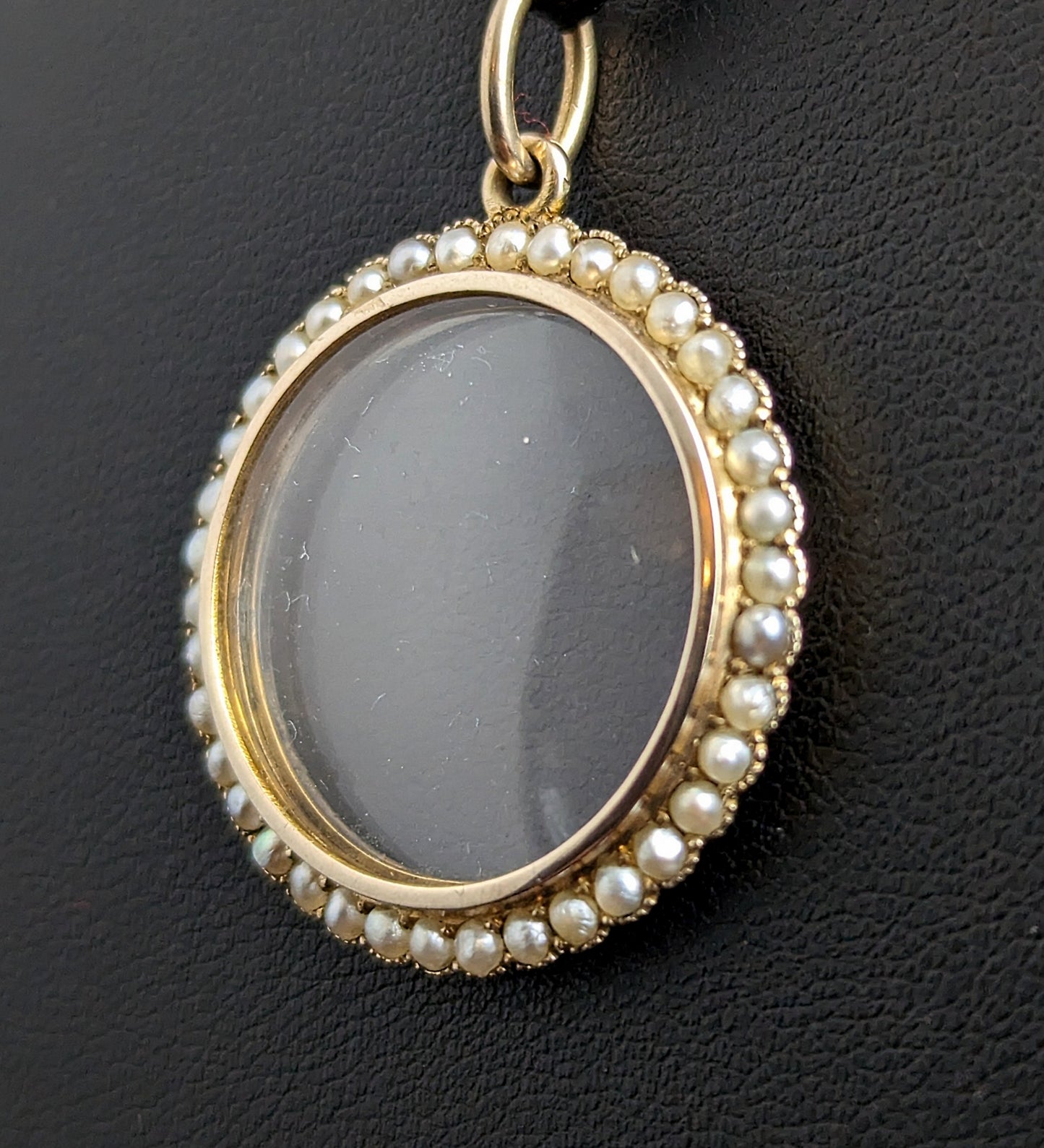 Antique pearl shaker locket, 9ct gold, Murrle Bennett