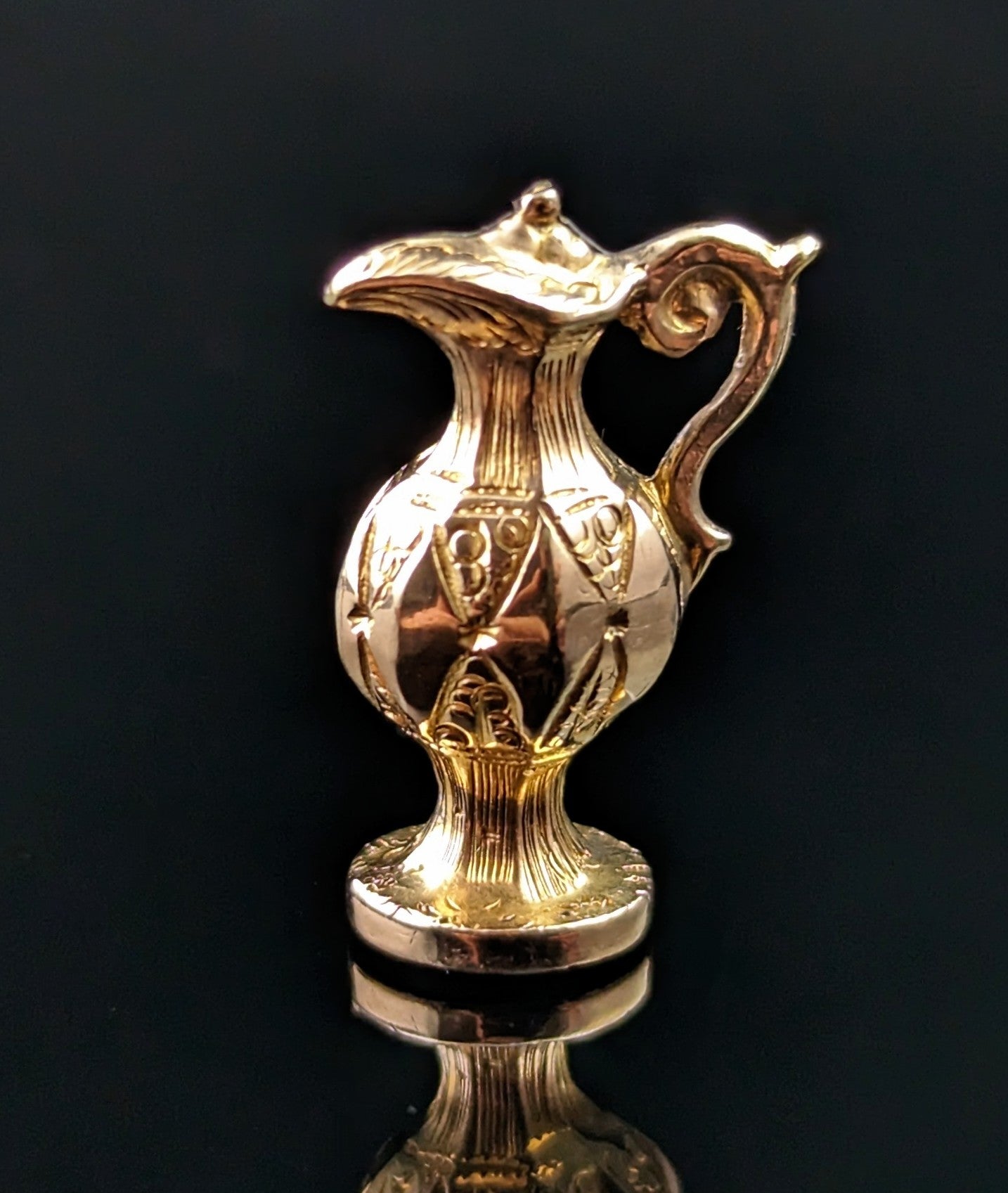 Antique 9ct gold novelty seal fob pendant, Carnelian, Jug