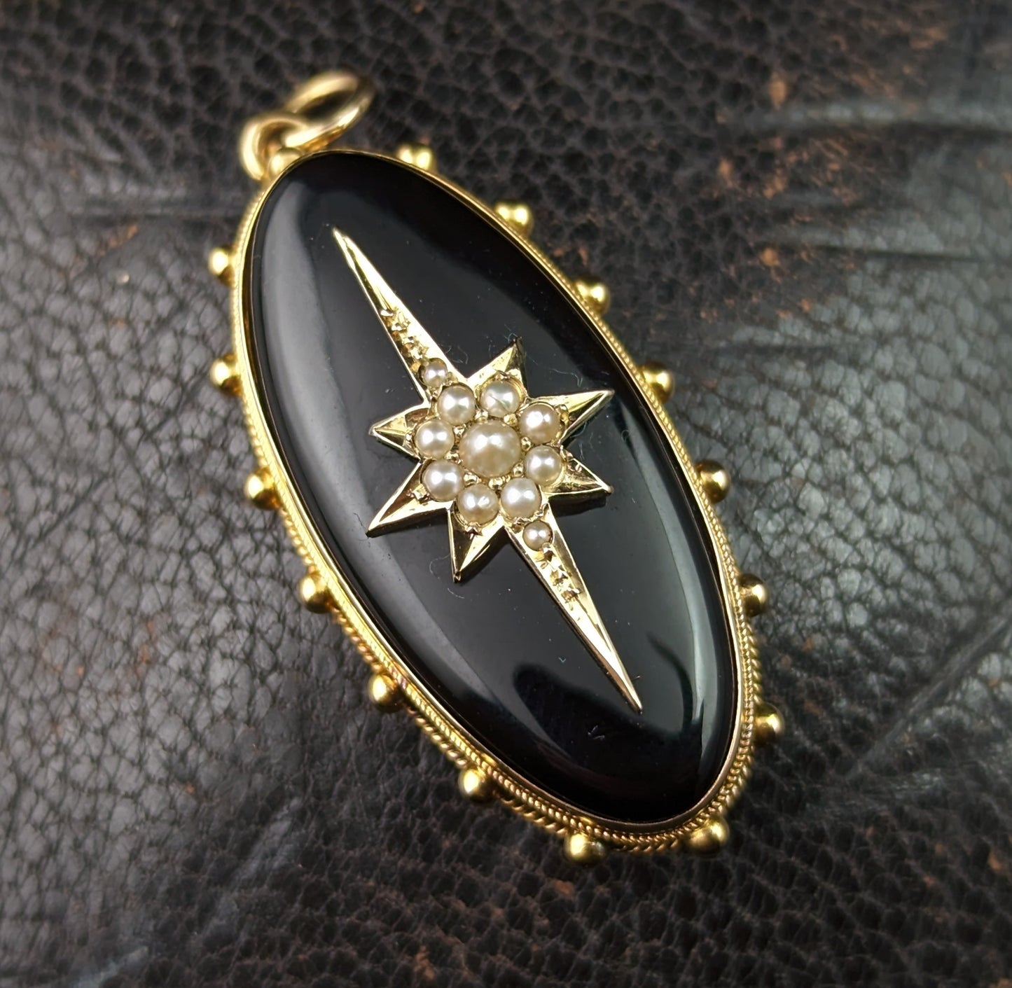 Antique Onyx and pearl mourning locket, Star, 9ct gold
