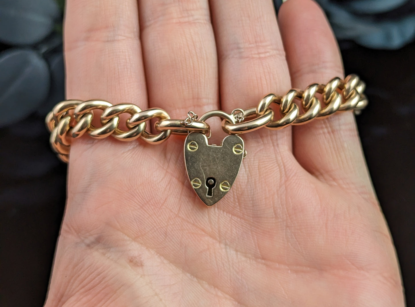 Antique 15ct gold curb bracelet, chunky, Heart padlock