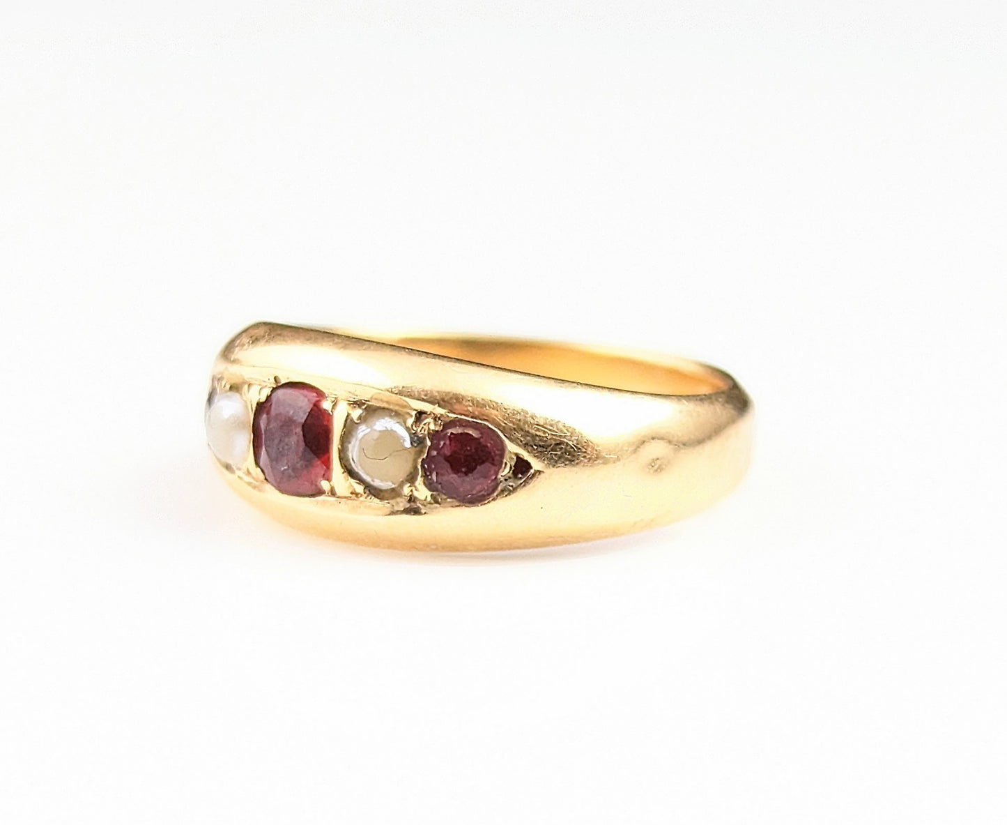 Antique Gypsy set ring, 18ct gold, Red paste and pearl