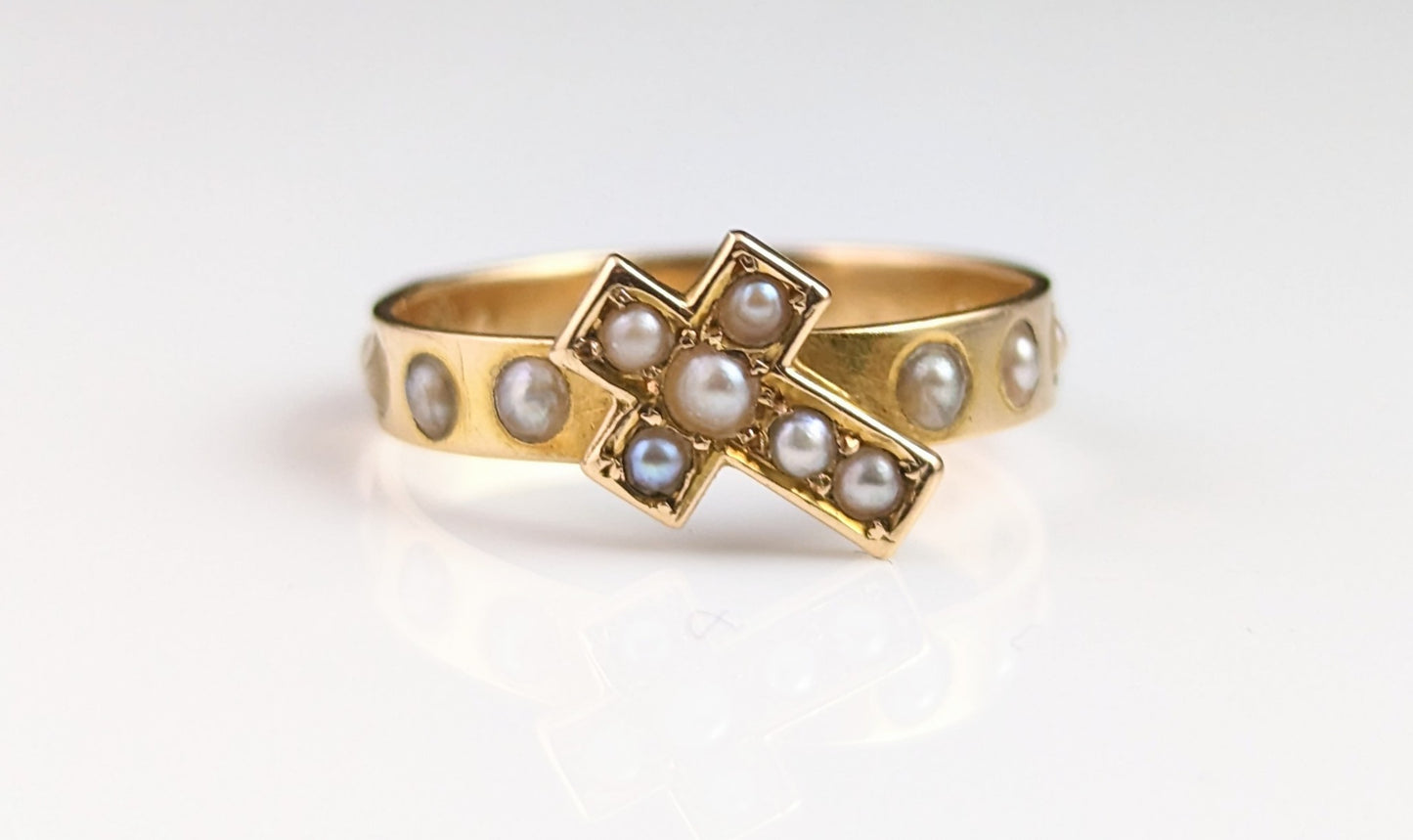 Antique French pearl cross Rosary ring, 18ct yellow gold, 19th century