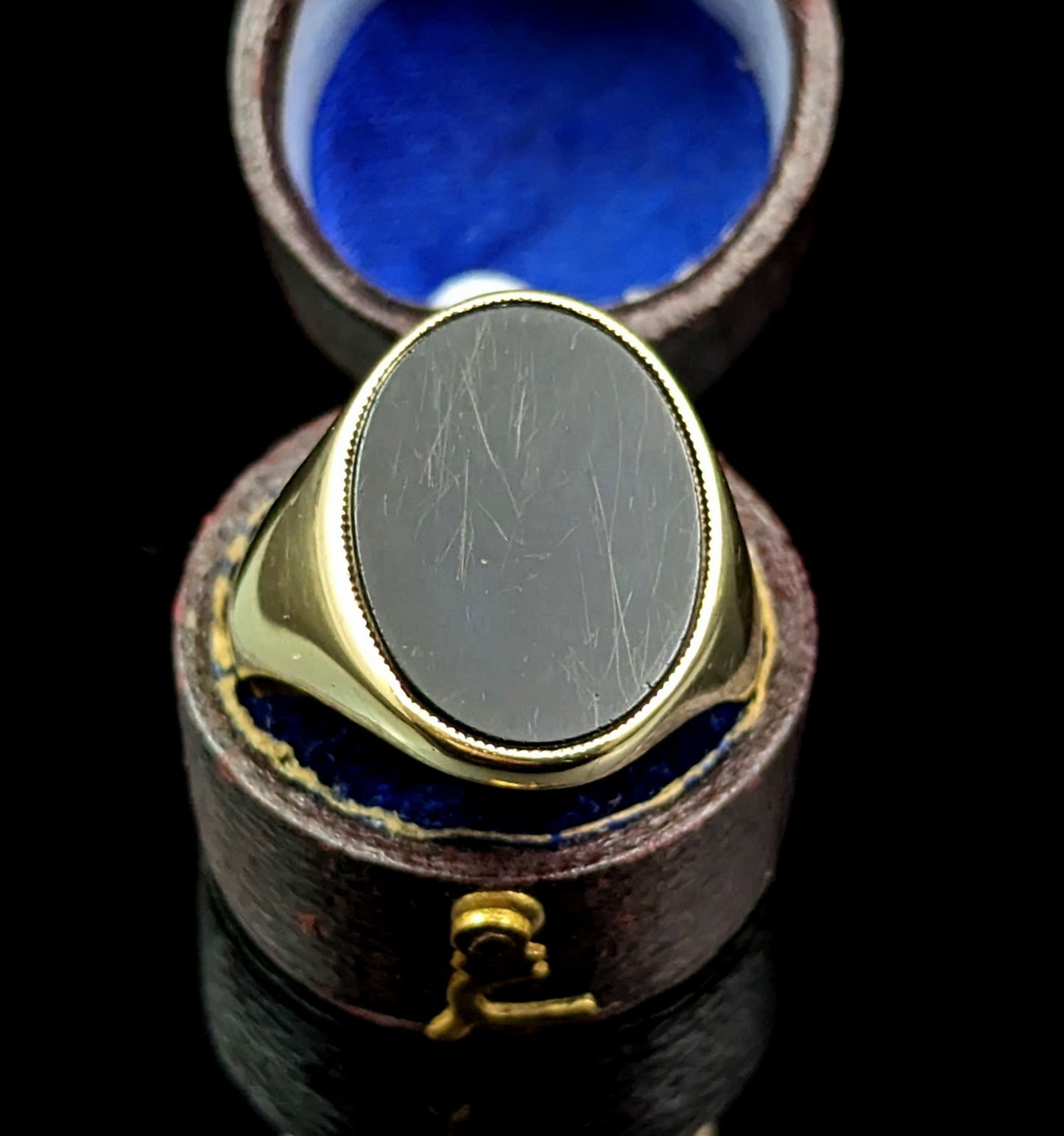 Vintage Onyx signet ring, 14ct yellow gold, Oversized