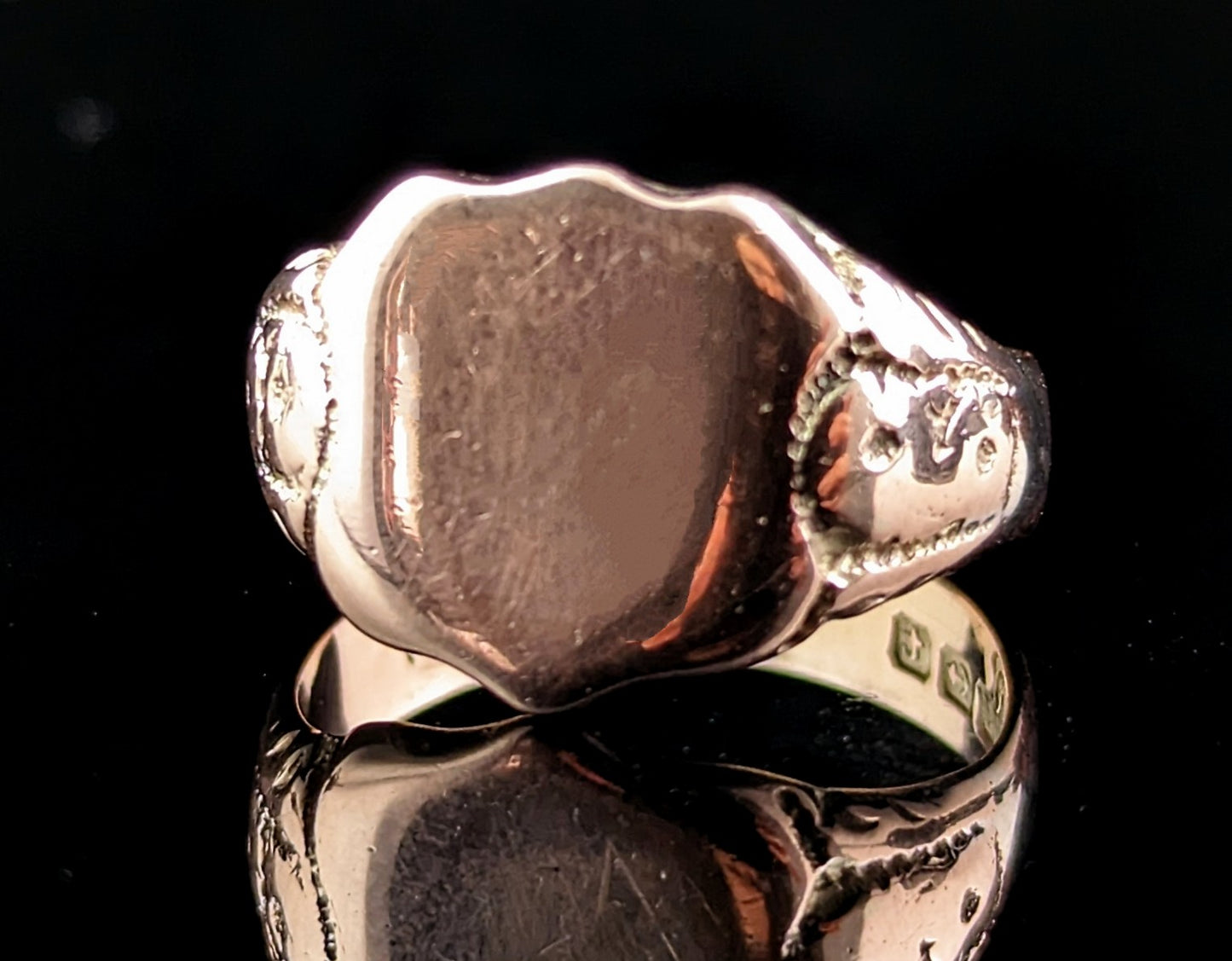 Chunky antique 9ct rose gold signet ring, Art Deco
