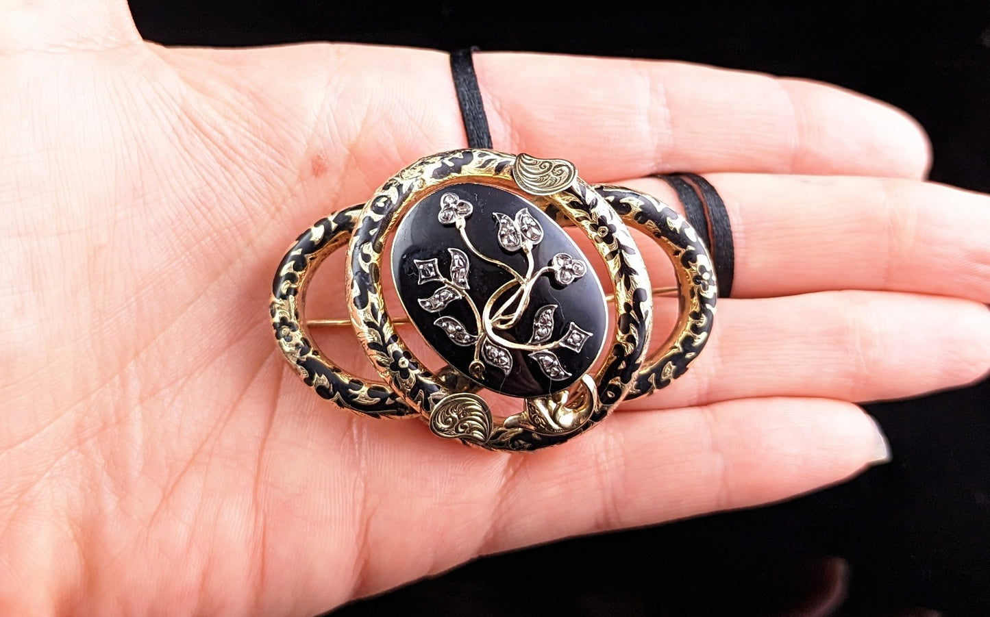 Antique Diamond Mourning brooch, pendant, 15ct gold, Black enamel